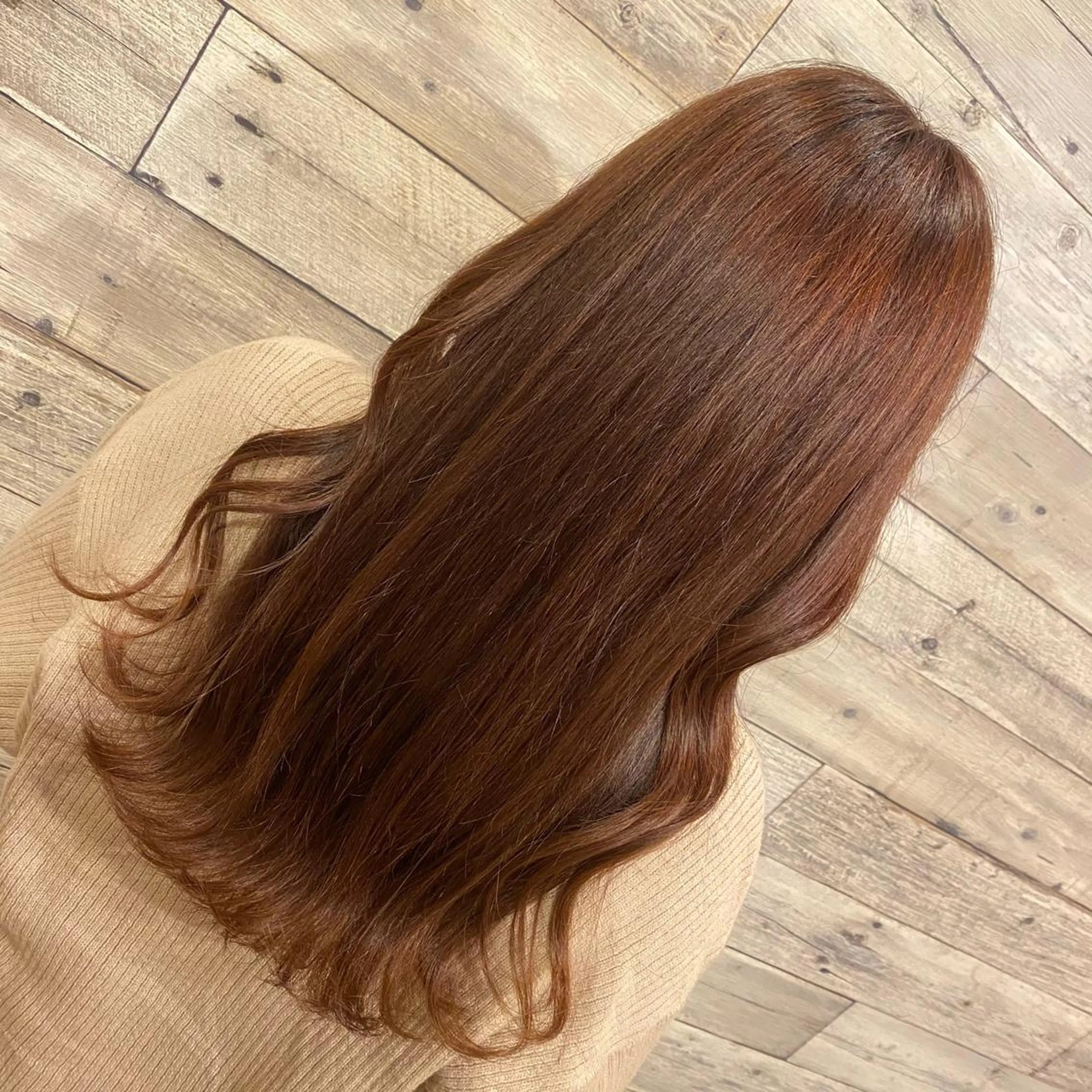 カラー ブリーチ ブラウンカラー ブリーチなしカラー ピンクカラー Ecre hair SARAのヘアスタイル