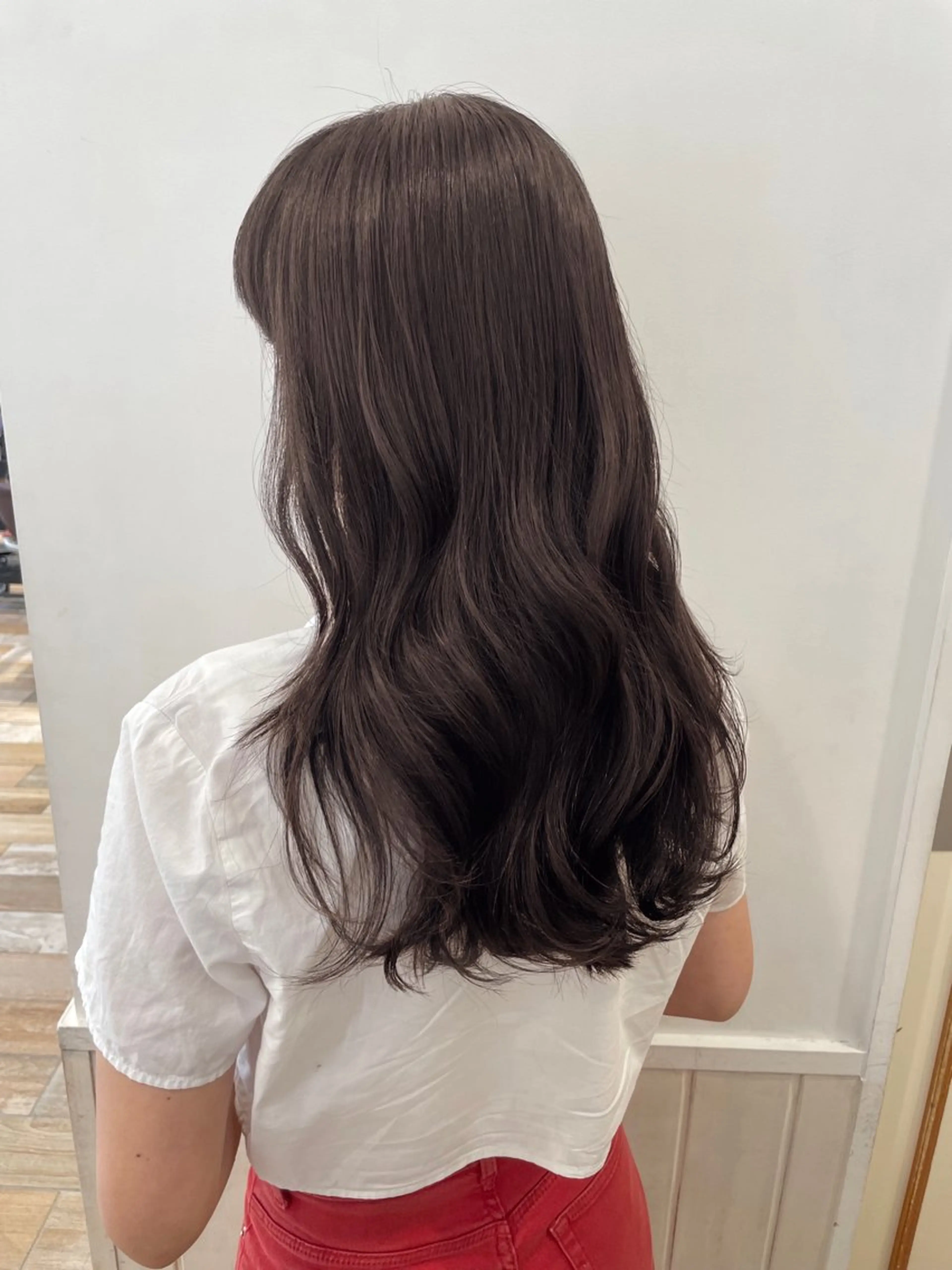 ロング カラー ブラウンカラー clan .のヘアスタイル