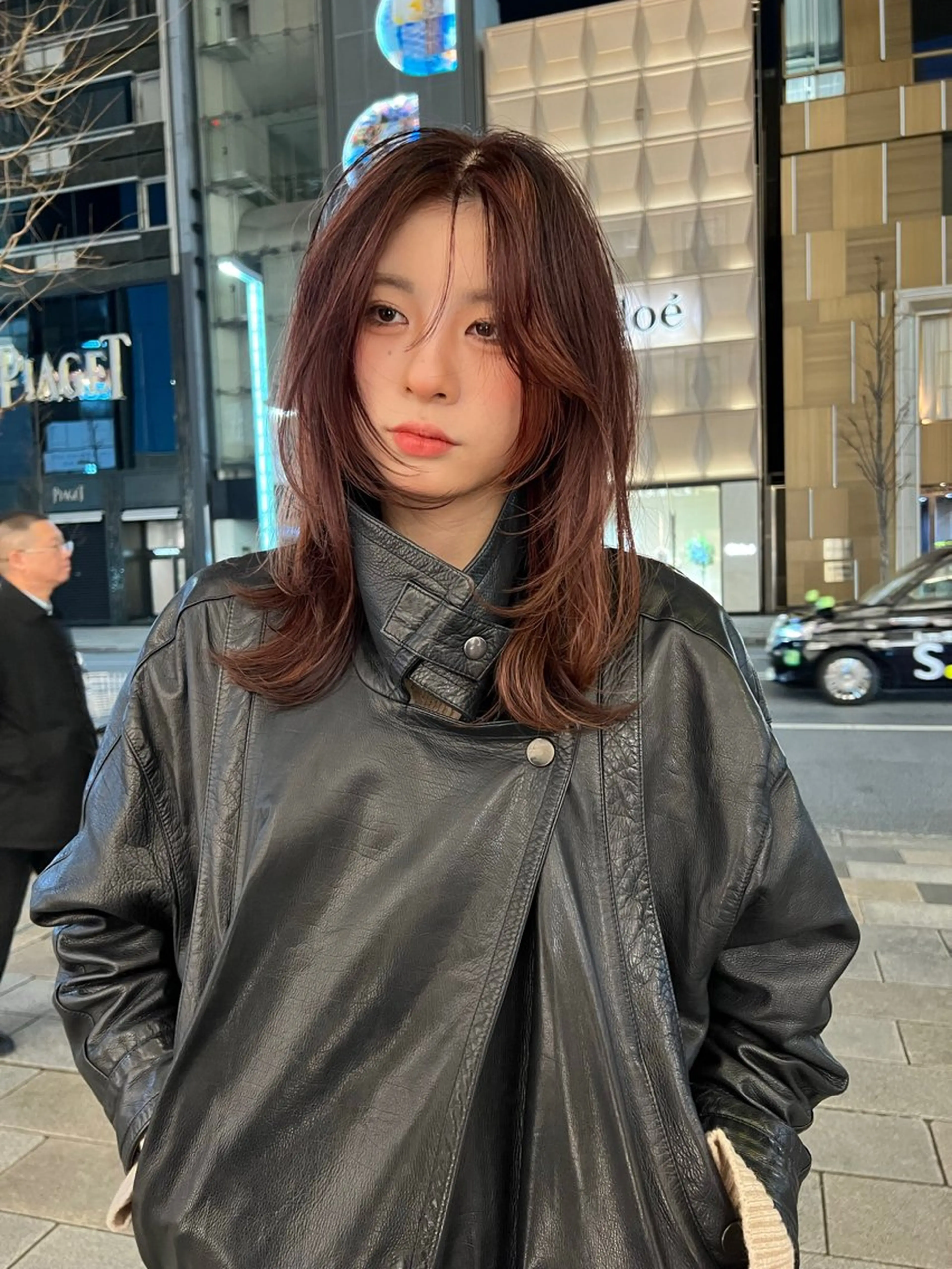 ミディアム カラー ブリーチ ブロンド ケアブリーチ 透明感カラー ダブルカラー レイヤー専門家 ダブルカラー修のヘアスタイル