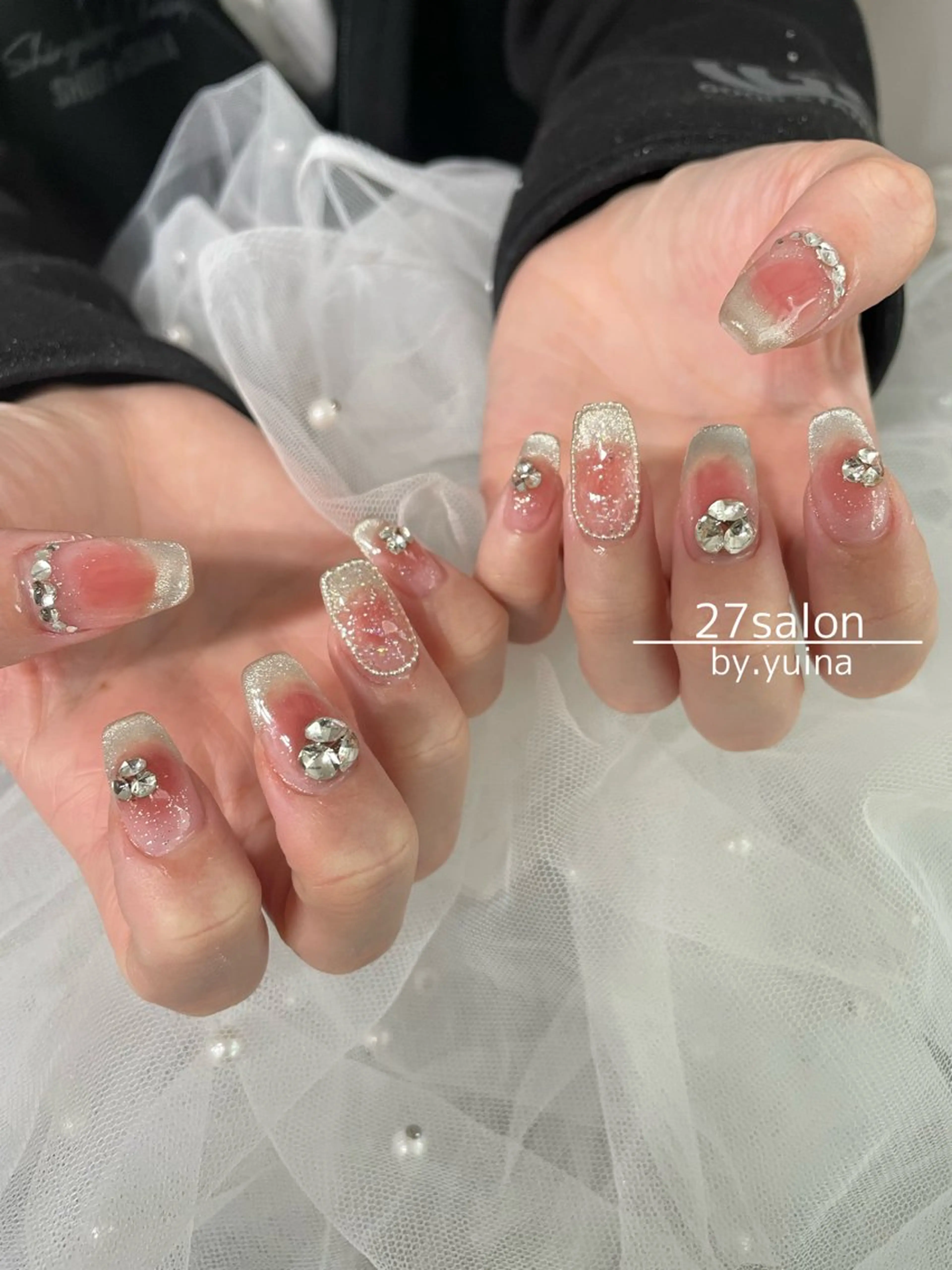 ネイル チークネイル マグネットネイル ハンドネイル 27salon yuinaのネイルデザイン