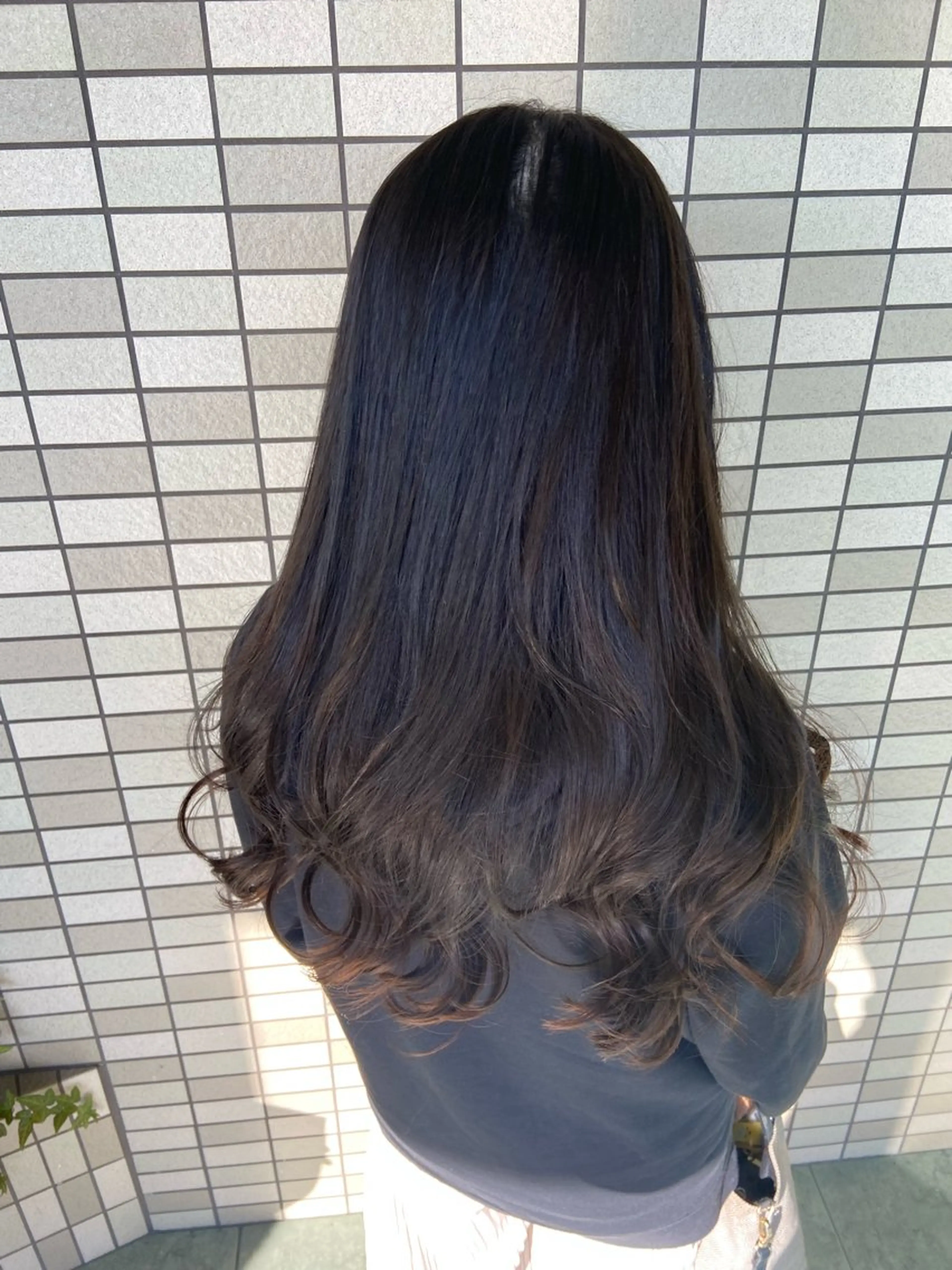 ロング カラー 大矢 萌美のヘアスタイル