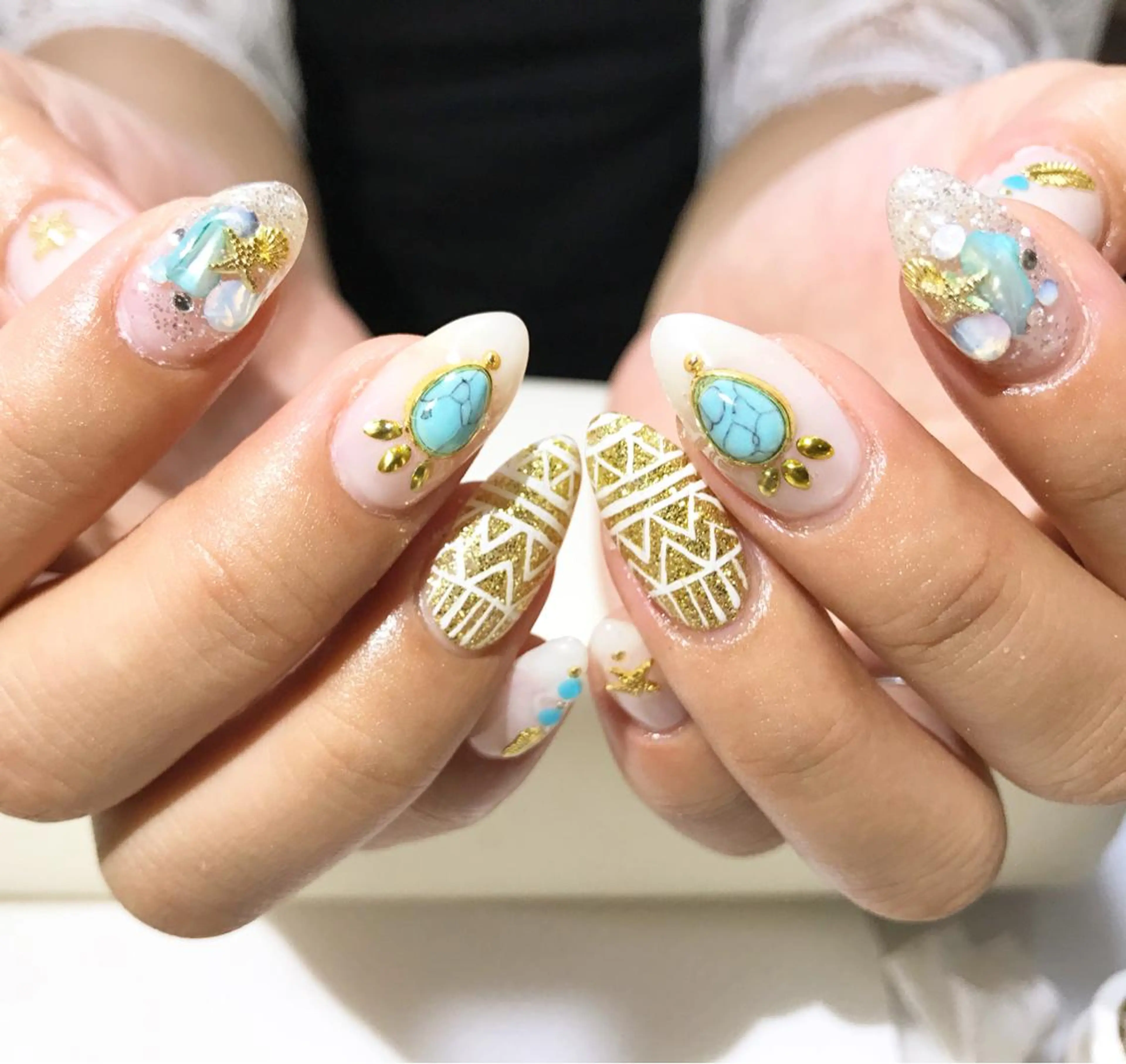 ネイル フットネイル シンプルネイル 春ネイル 夏ネイル ホワイト nail fufla ♡yamane♡のネイルデザイン