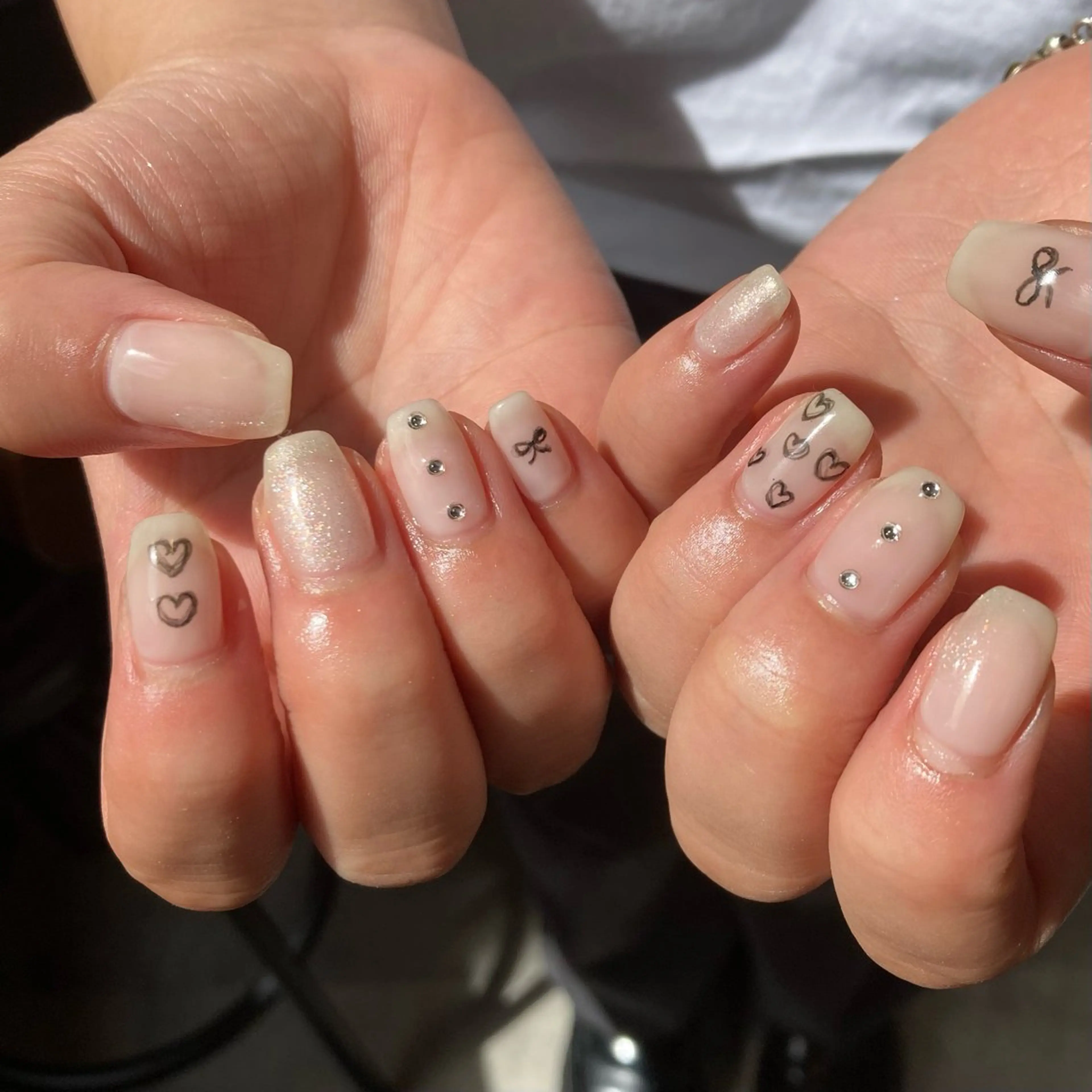 ネイル ハンドネイル shio ♡ 24日空きありのネイルデザイン