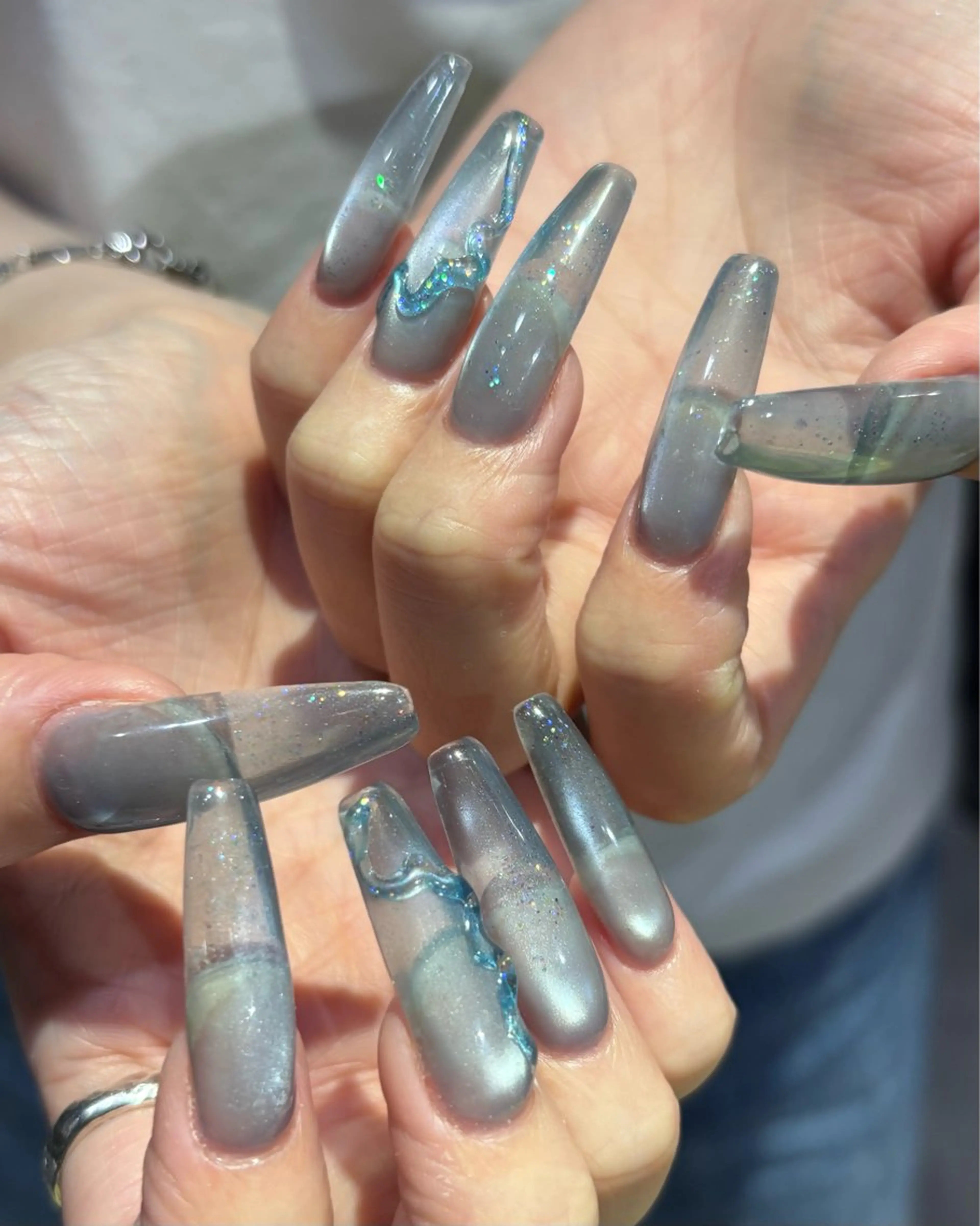 ネイル ハンドネイル 🪐富島彩夏 /海外nail🪐のネイルデザイン