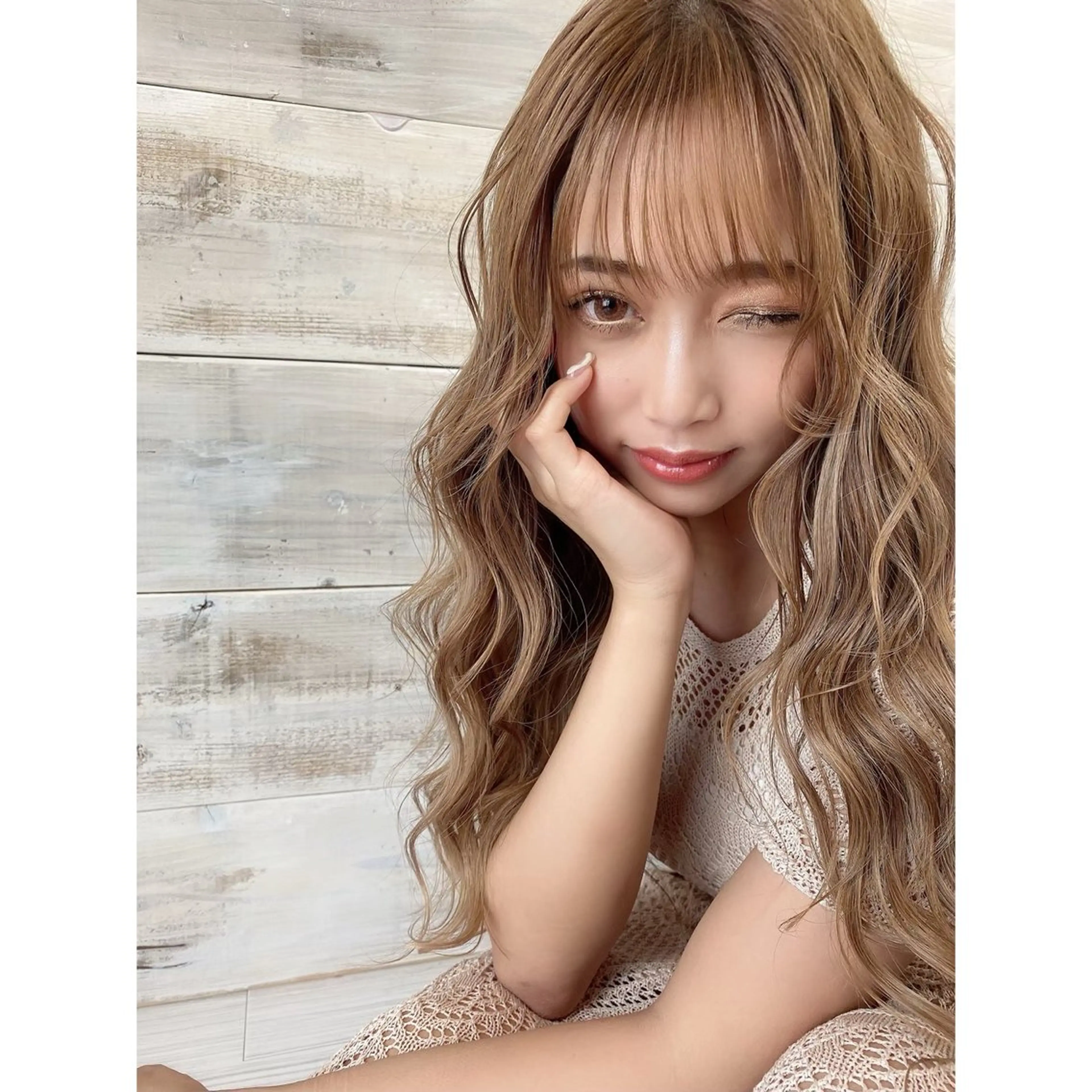 ロング カラー カット ヘアカラー レイヤーカット/ 透明感カラー/白石のヘアスタイル