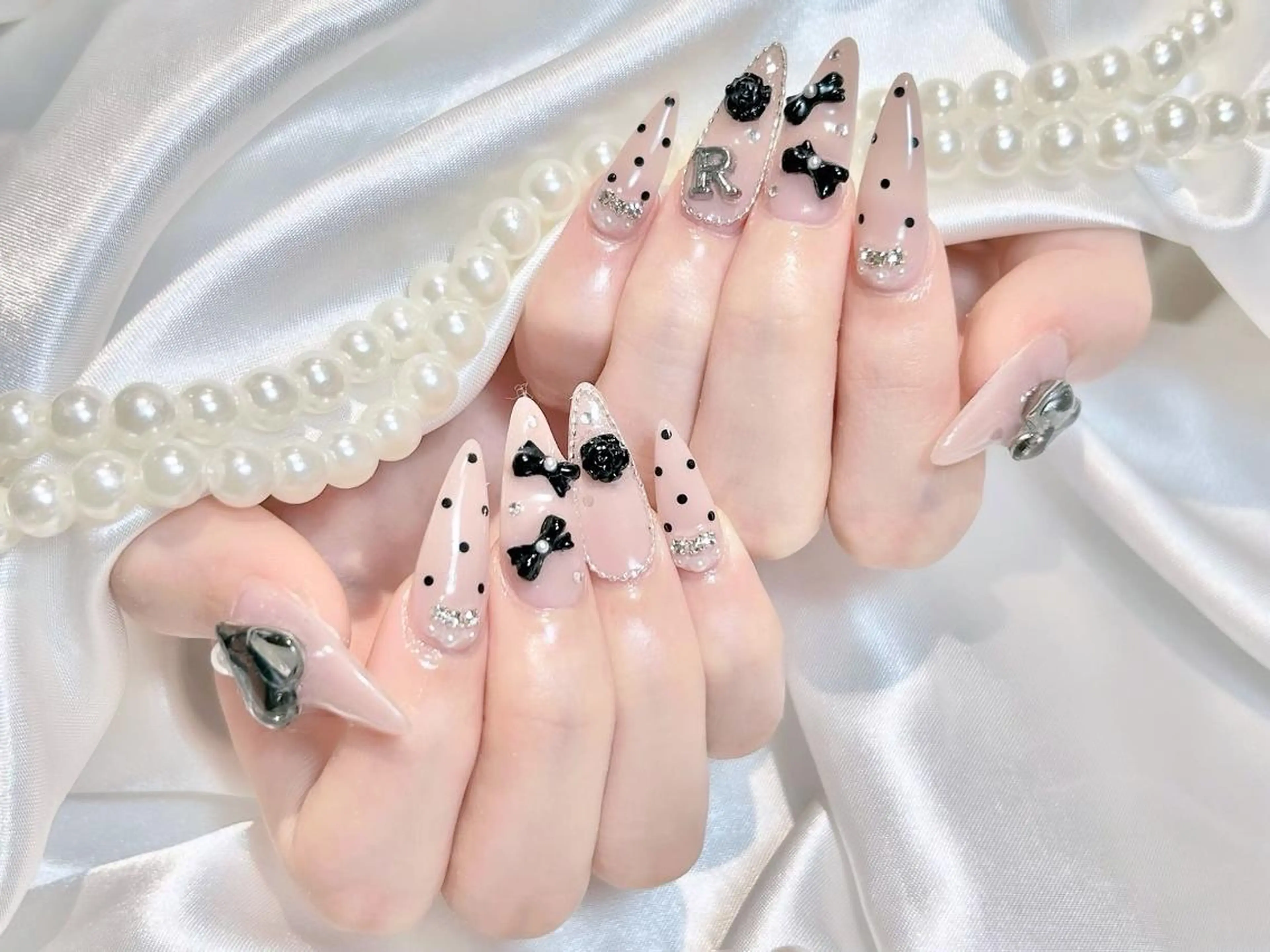 ネイル WISTERIA yunaのネイルデザイン