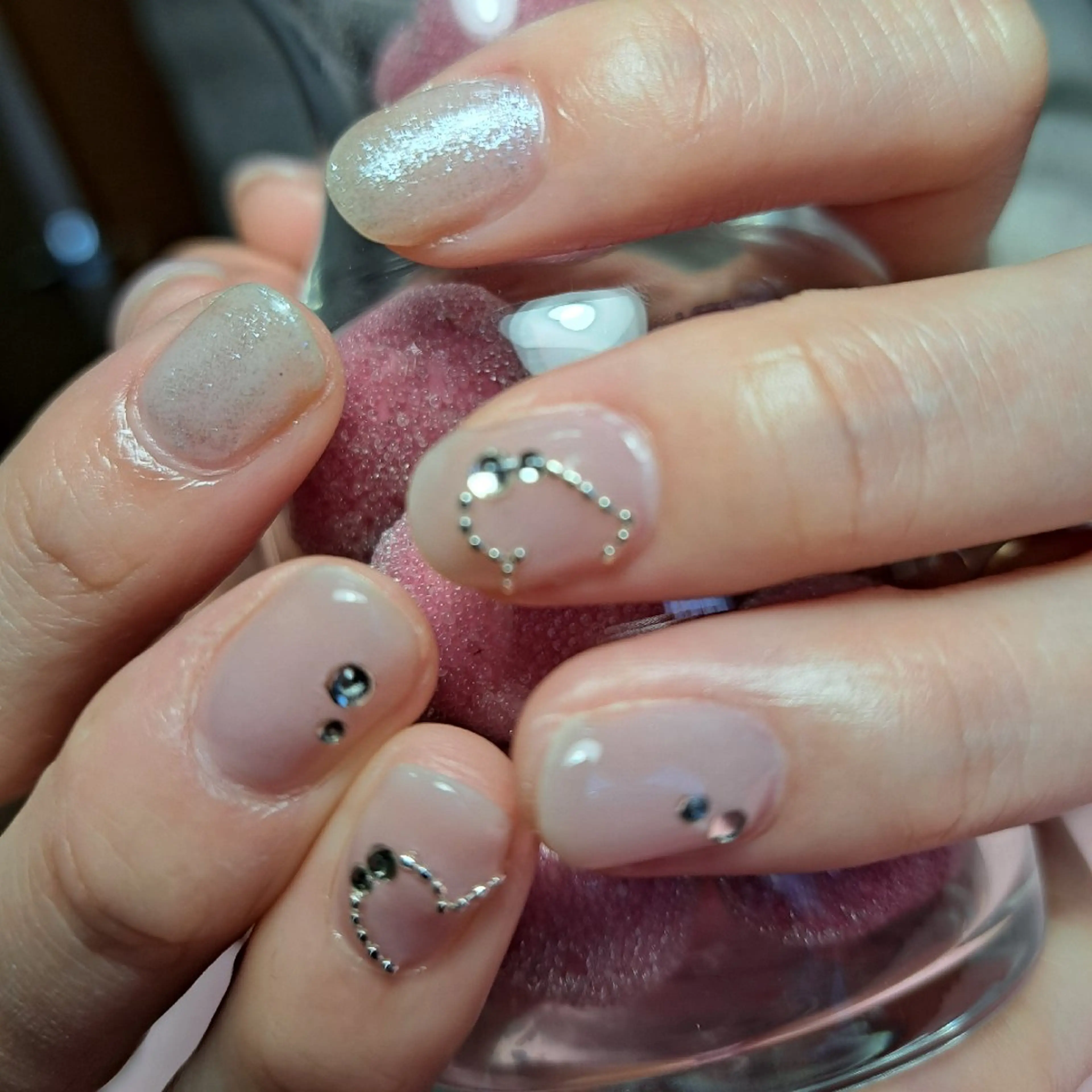 ネイル バレンタイン HAYASHI  Nのネイルデザイン