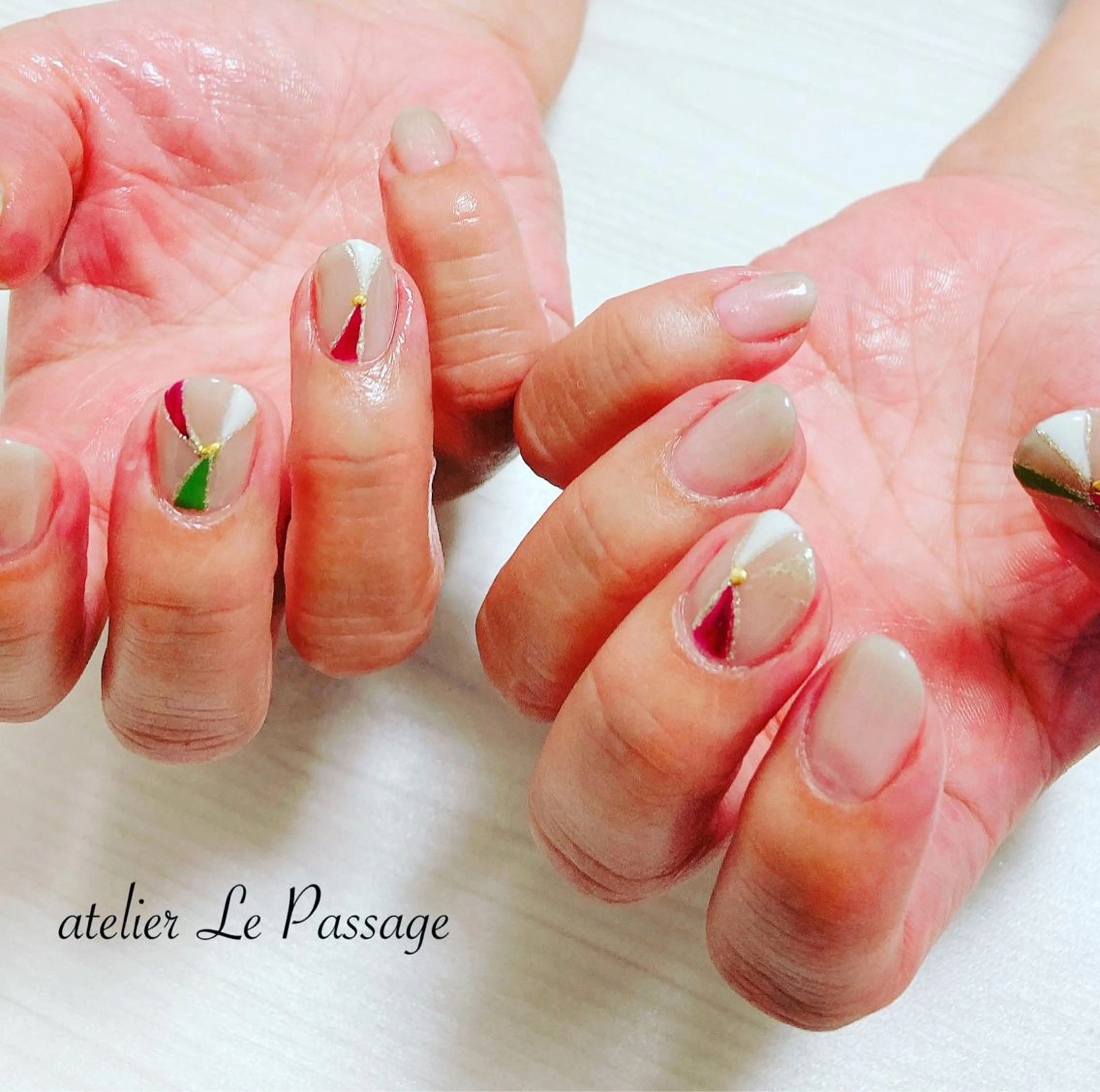 ネイル ブラウン ジェルネイル キラキラネイル ニュアンスネイル パラジェル Atelier Le Passage所属・h nakatsukaのネイルデザイン