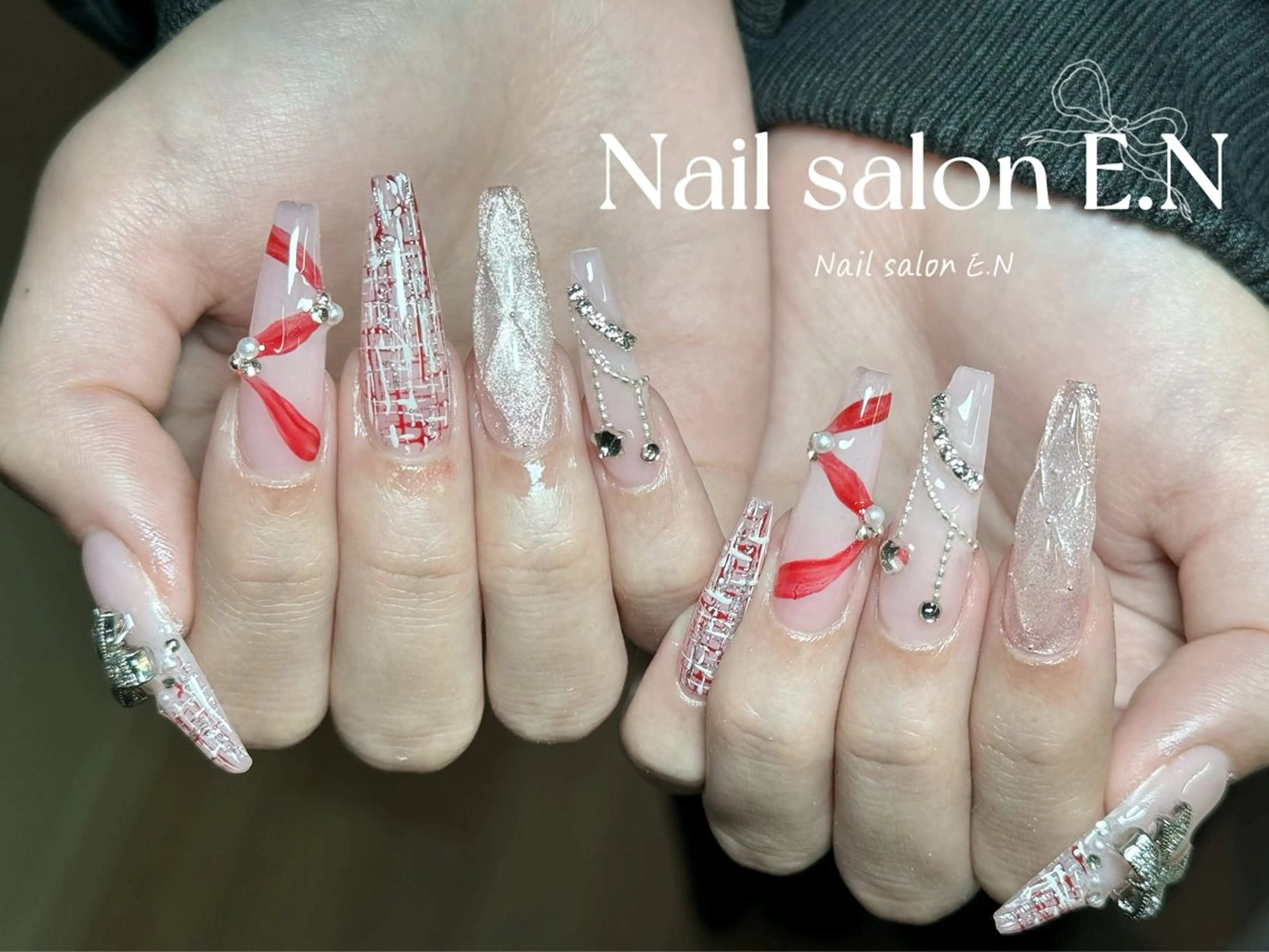 ネイル アートネイル オーロラネイル ブラウン クリアネイル フレンチネイル ハンドネイル E.N🦋 長さ出し/持ち込みのネイルデザイン