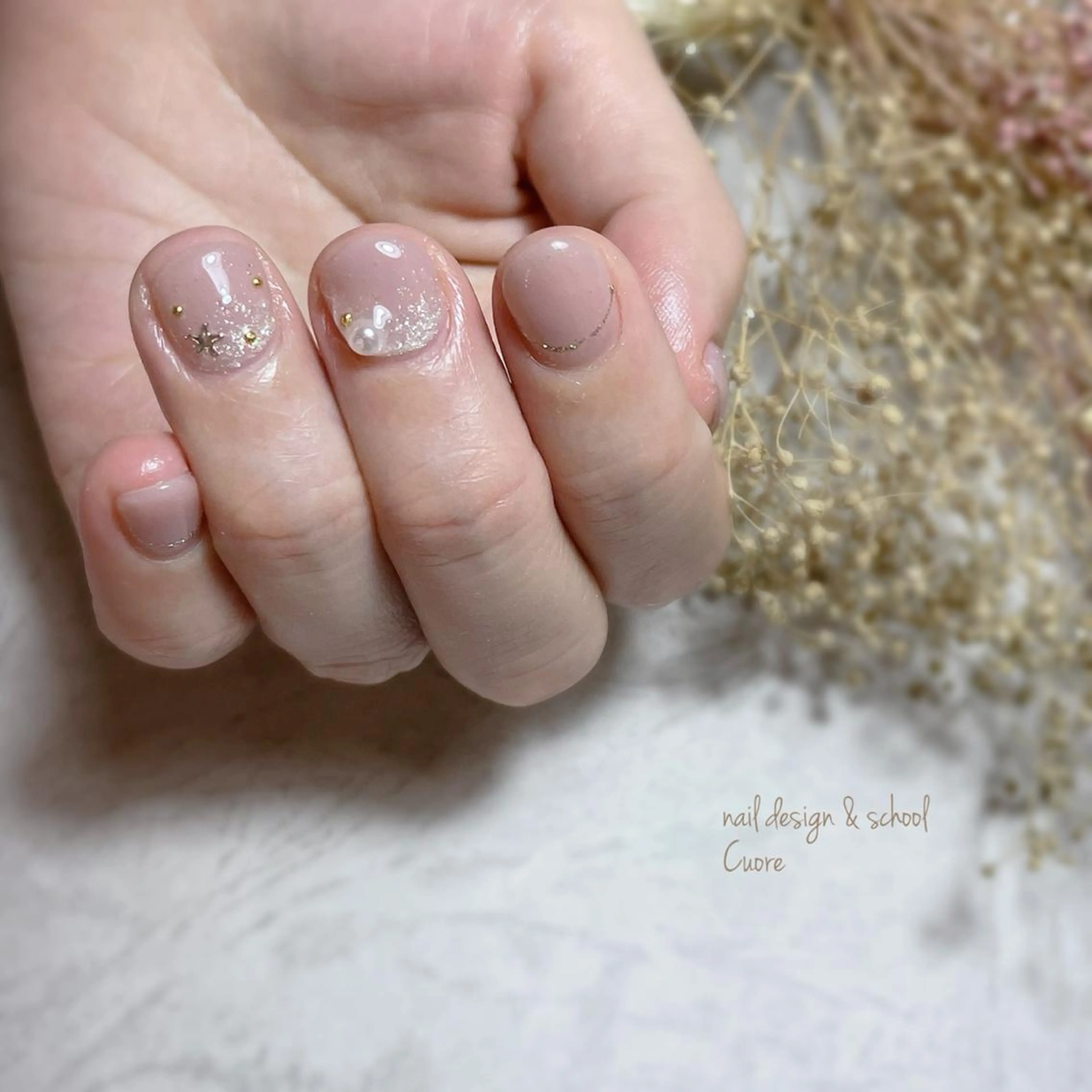 ショート ネイル ブルー フレンチネイル ジェルネイル グリーン マグネットネイル Cuore谷岡紗妃/ 宮崎台のネイルデザイン