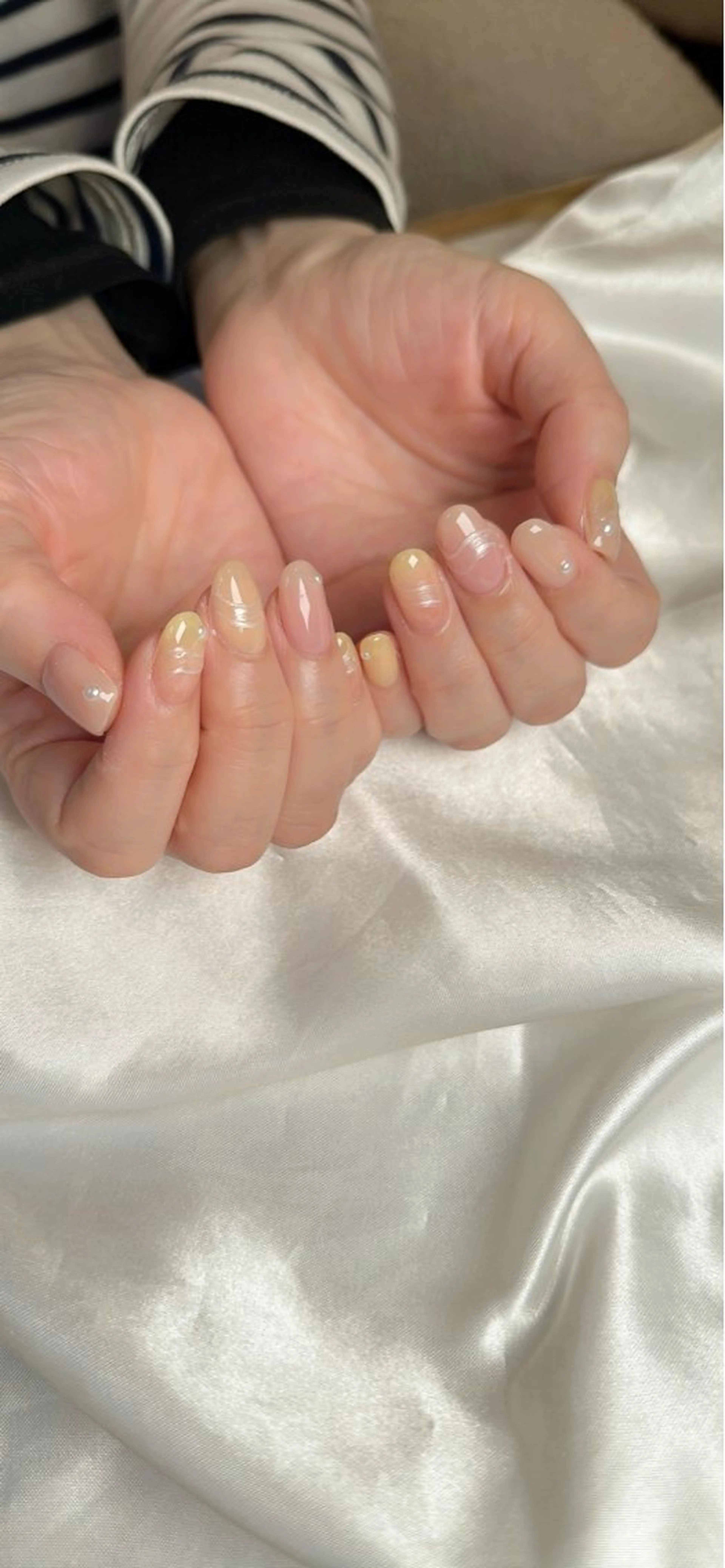 ネイル ニュアンスネイル 春ネイル ハンドネイル Yukino .のネイルデザイン