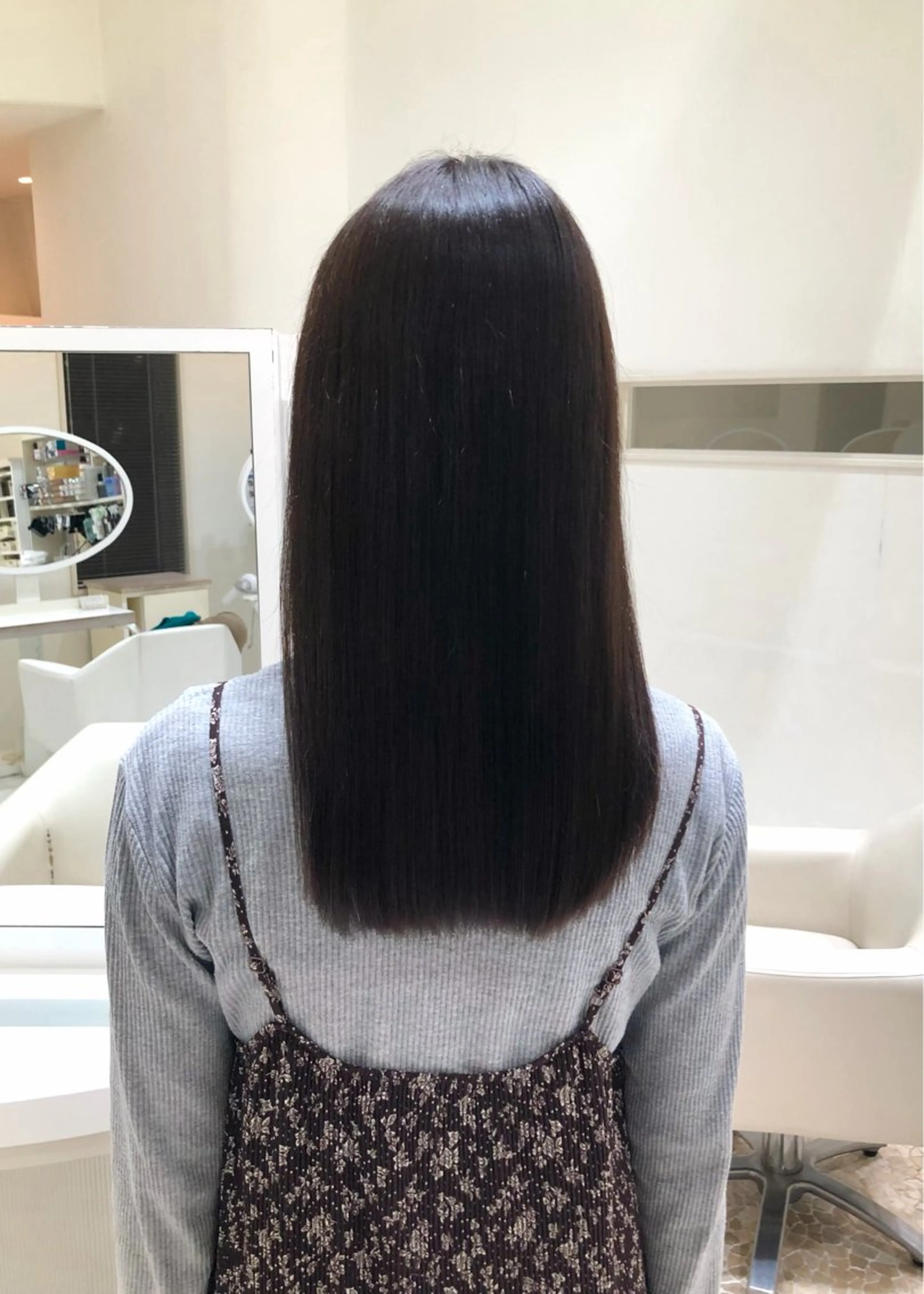 セミロング カラー ヘアカラー VANCOUNCIL 宇美町美容室岡川結奈のヘアスタイル