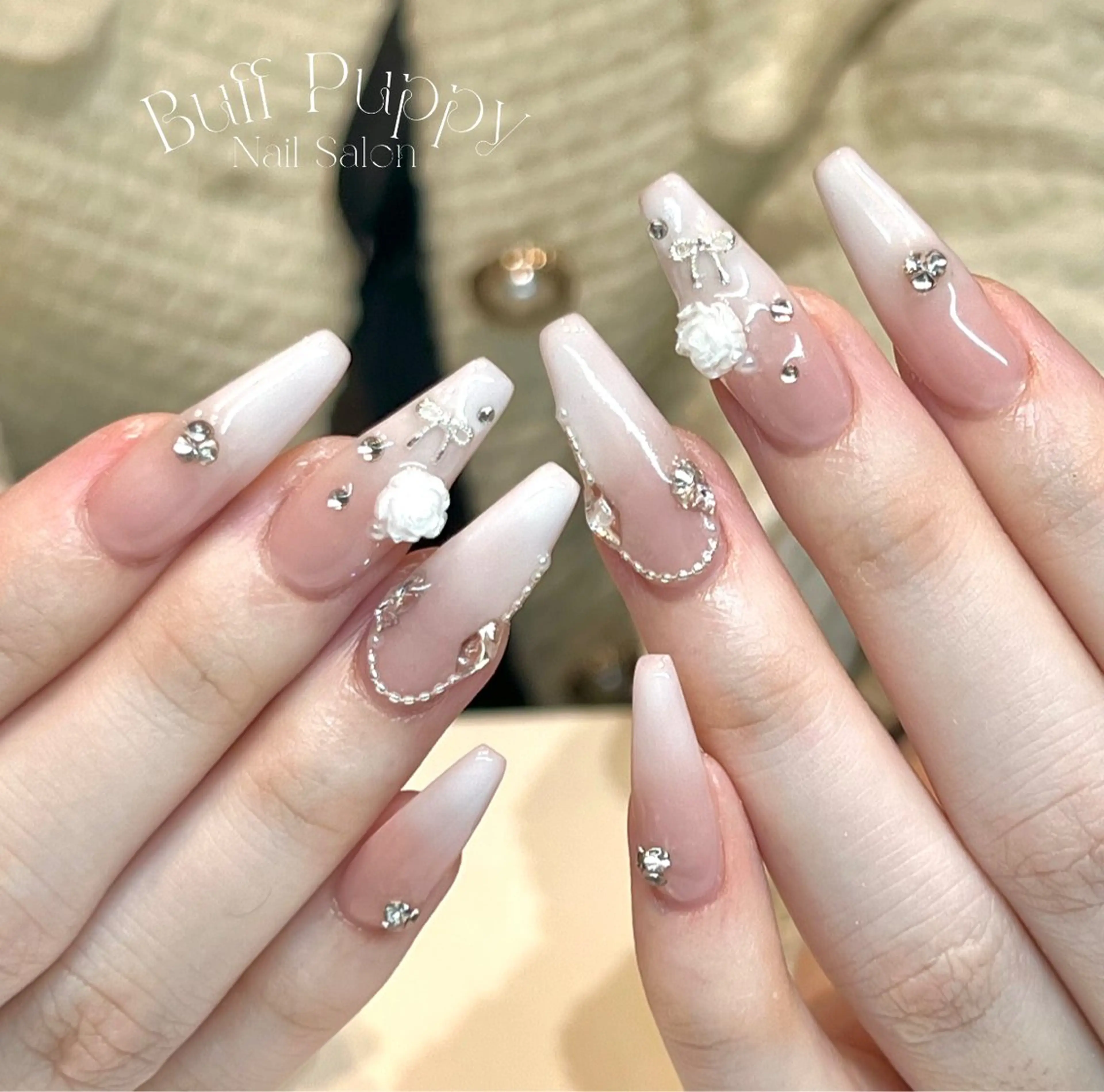 ネイル ハンドネイル Yurina BuffPuppyのネイルデザイン