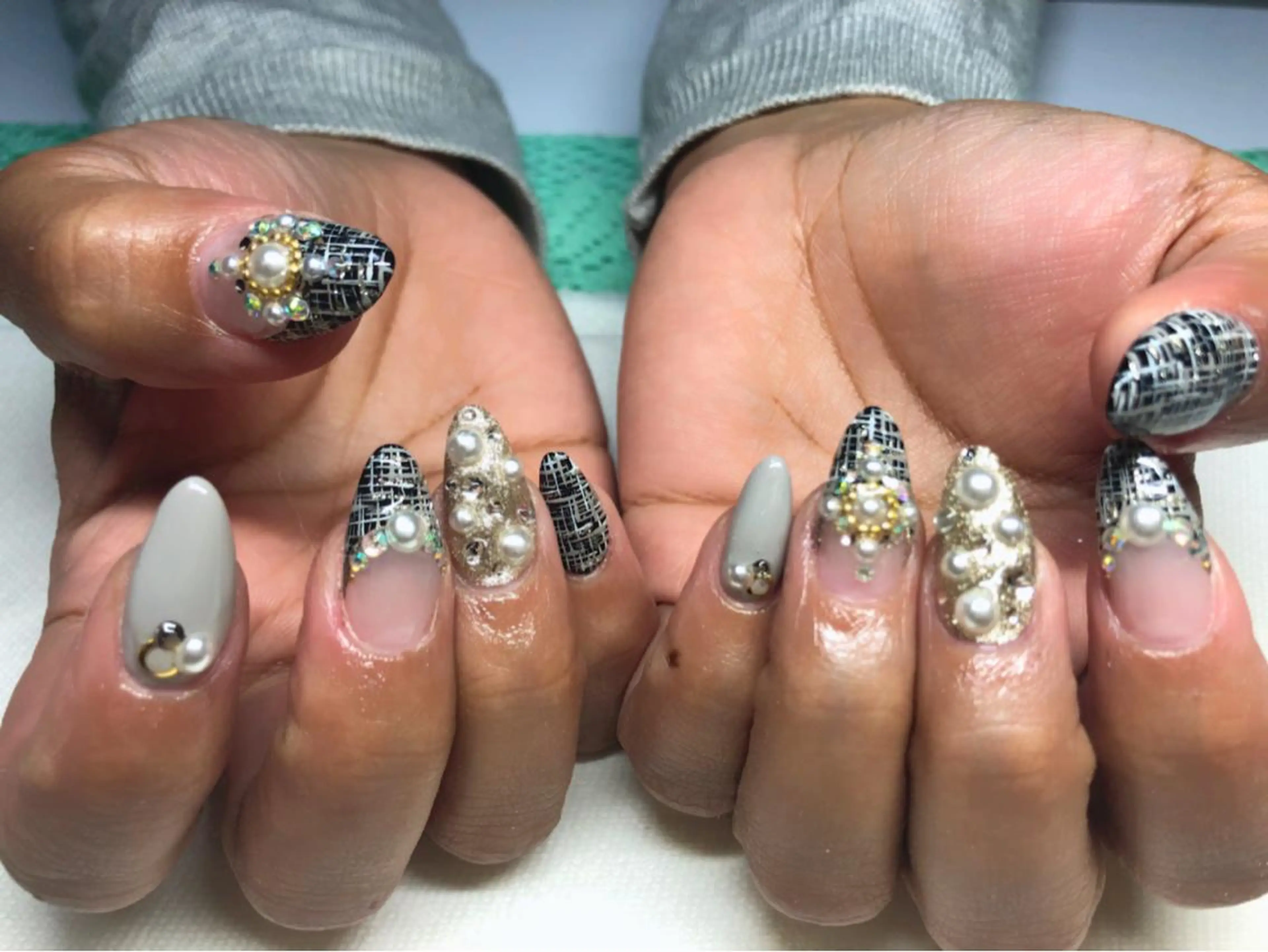 ネイル Li'leaNail AINAのネイルデザイン