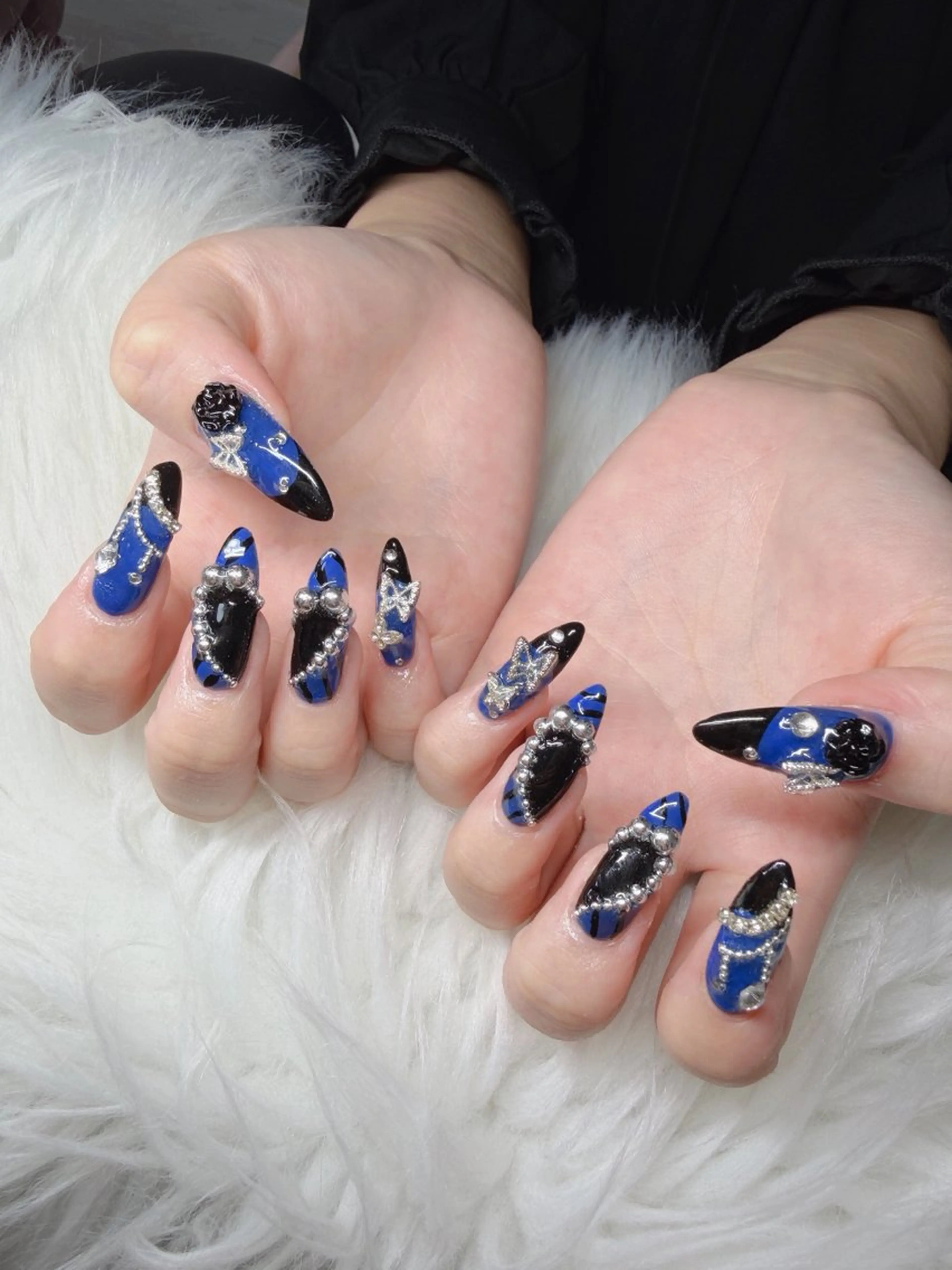 ネイル 長さ出し グラデーション 卒業式 キラキラネイル マグネットネイル Lee Nailsのネイルデザイン