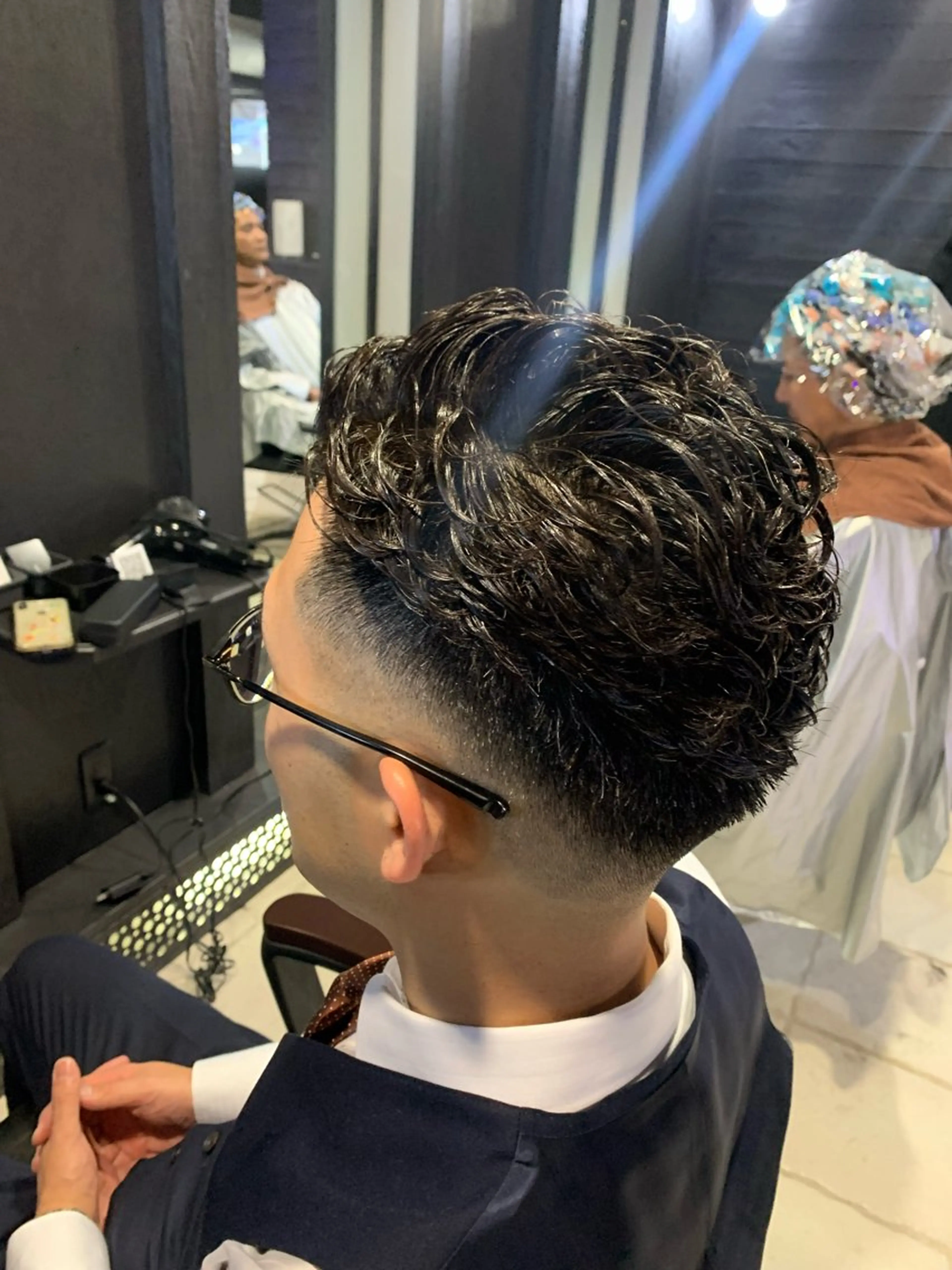 ショート メンズ フェードカット メンズパーマ カット パーマ ヘアセット メンズパーマ/難波/ 心斎橋　室園亮佑のヘアスタイル