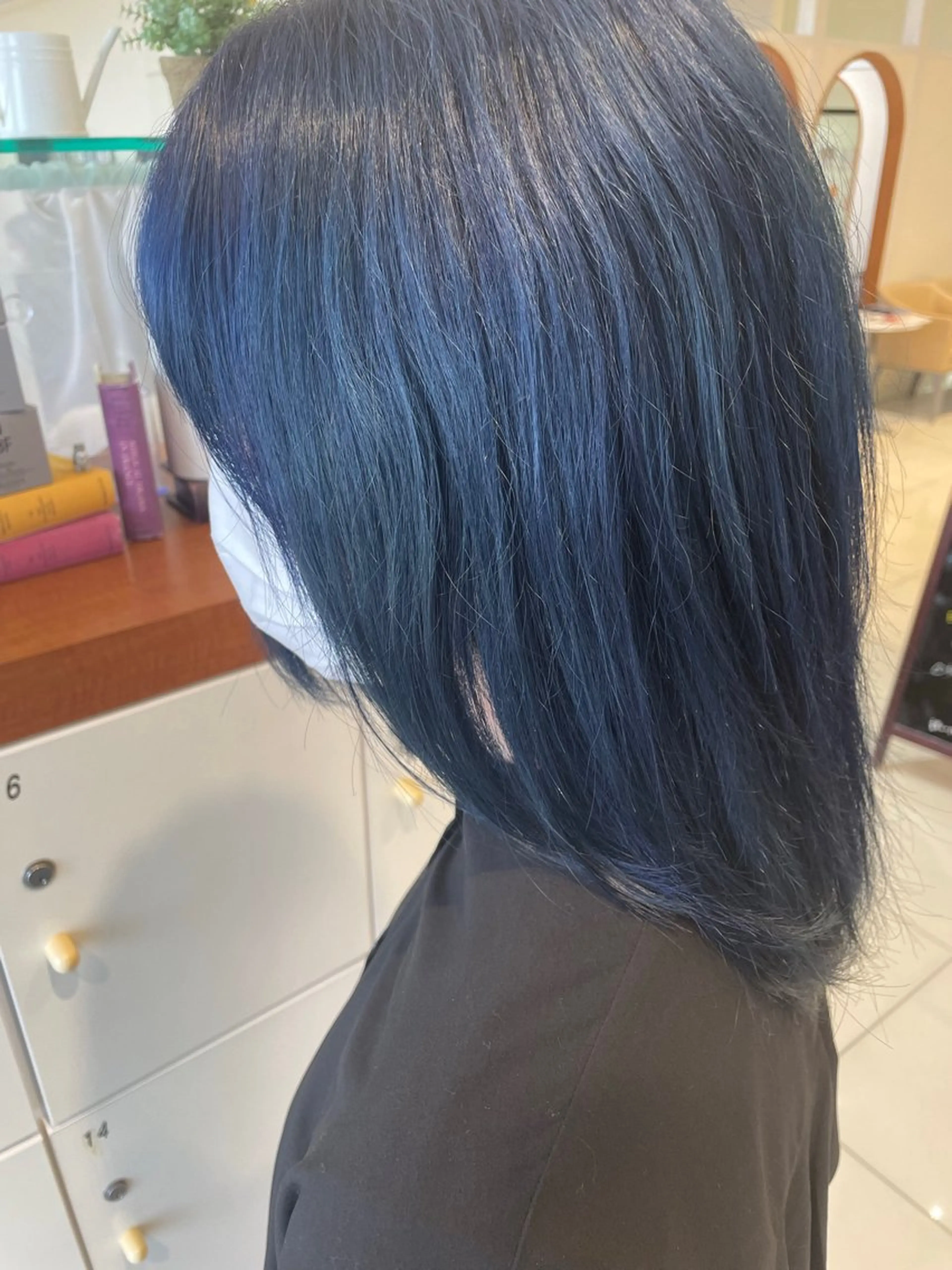 セミロング カット ヘアカラー トリートメント 日置 大智のヘアスタイル