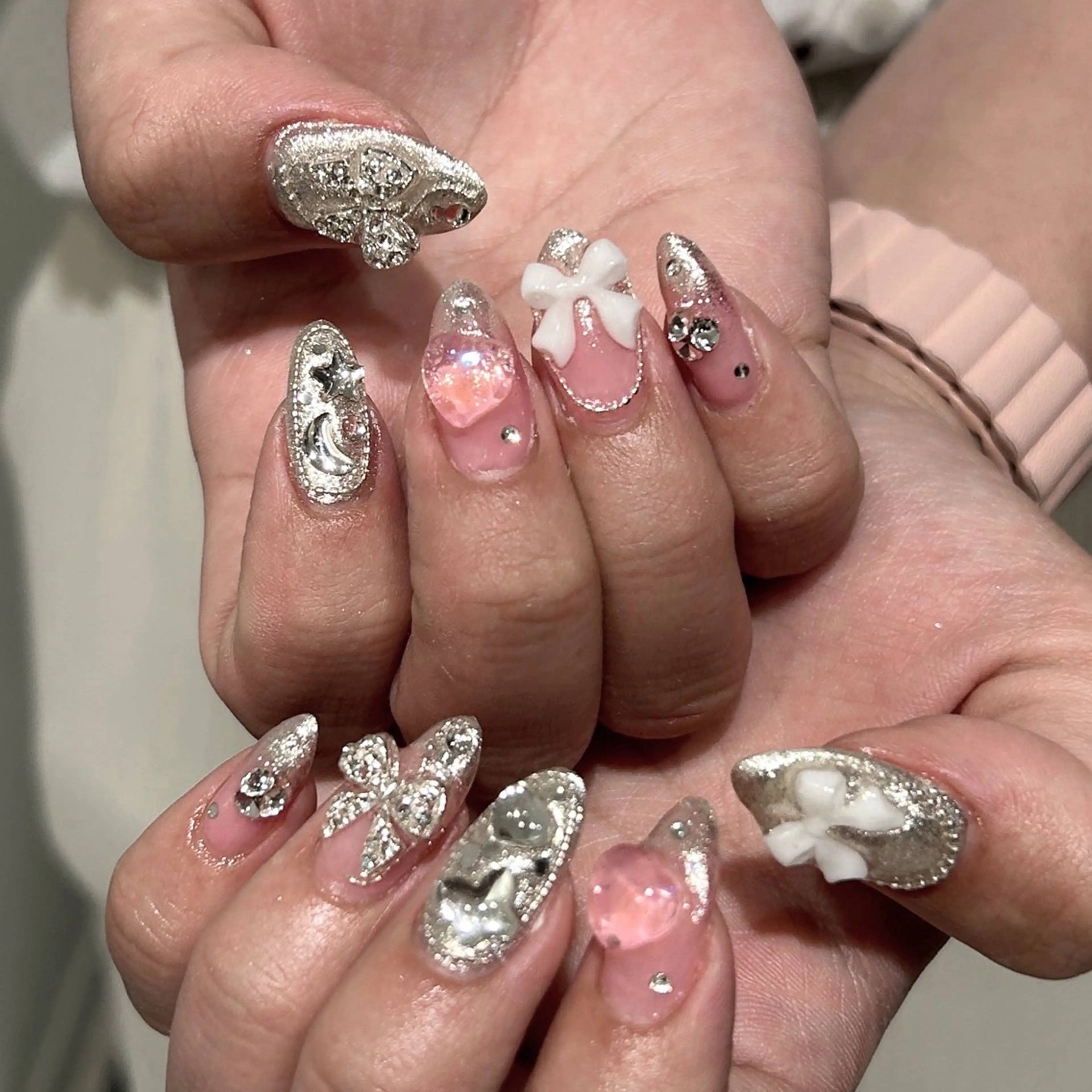 ネイル MODA MANAMIᵕ̈のネイルデザイン