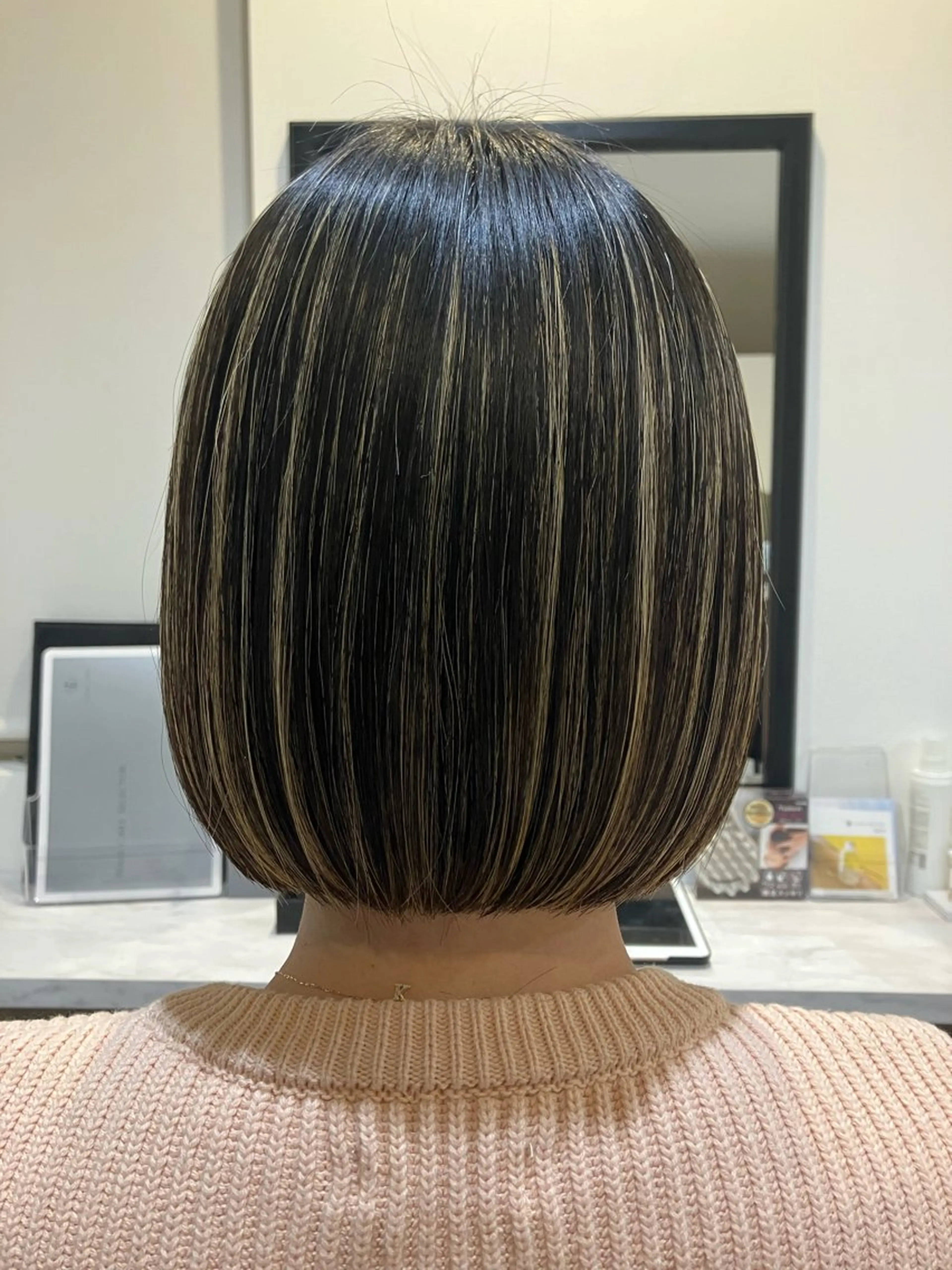 ショート ボブ レイヤーカット SEA BELLE YASUのヘアスタイル