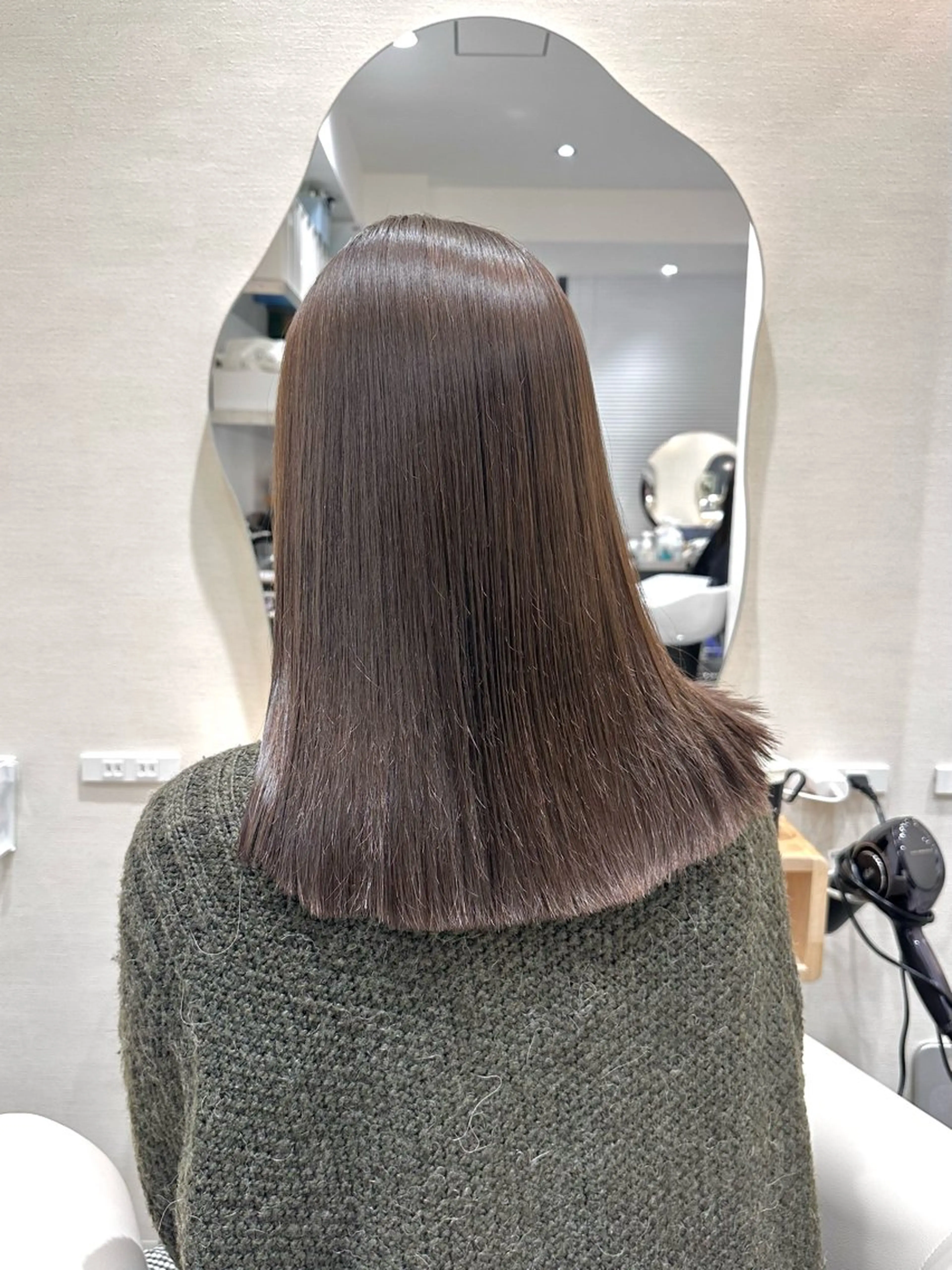 セミロング カラー ベージュカラー ブリーチ ブリーチなしカラー ヘアカラー 縮毛矯正 トリートメント 矢野 晃平のヘアスタイル