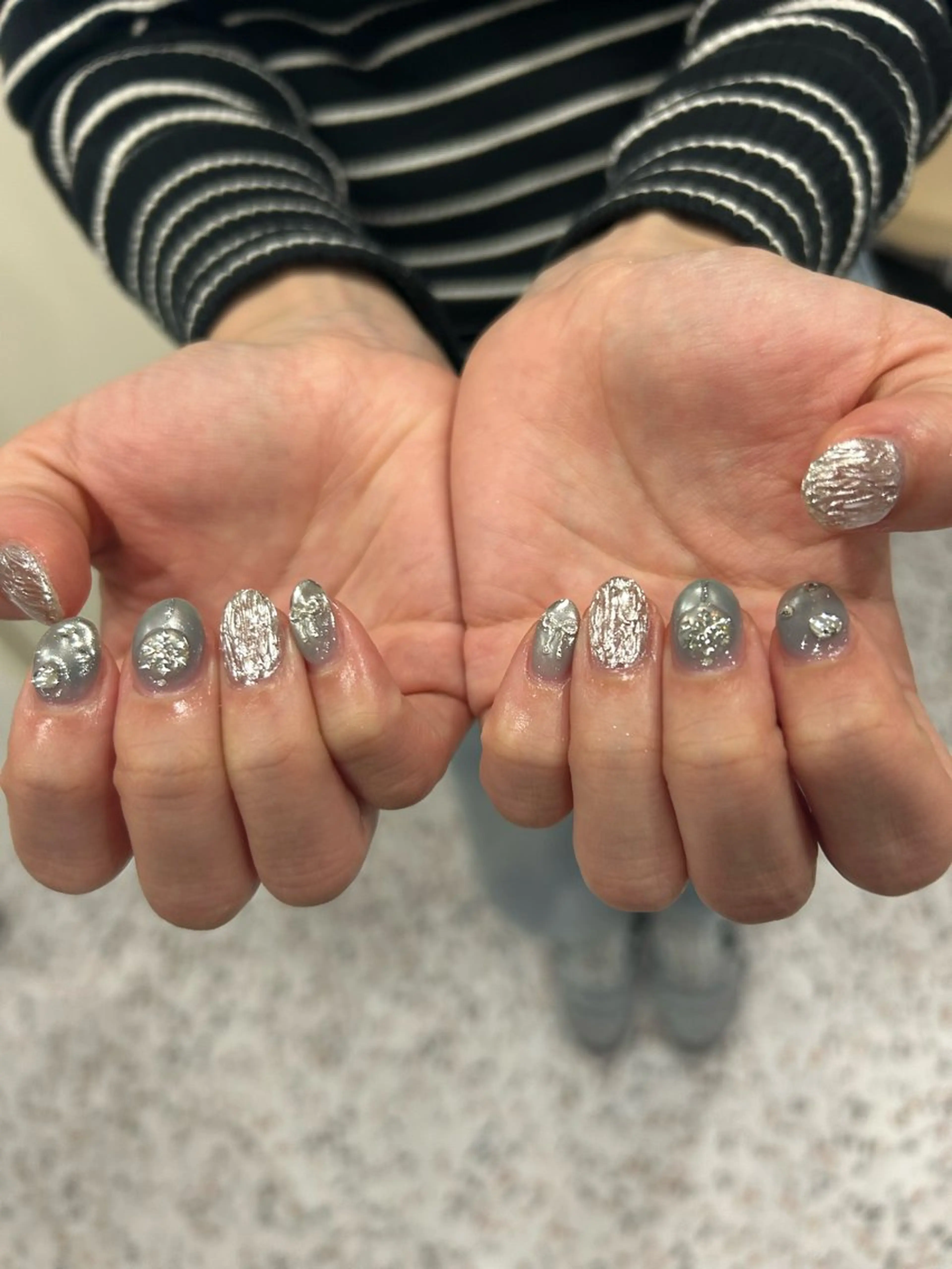 ネイル ハンドネイル 小松 千冬snazzyのネイルデザイン