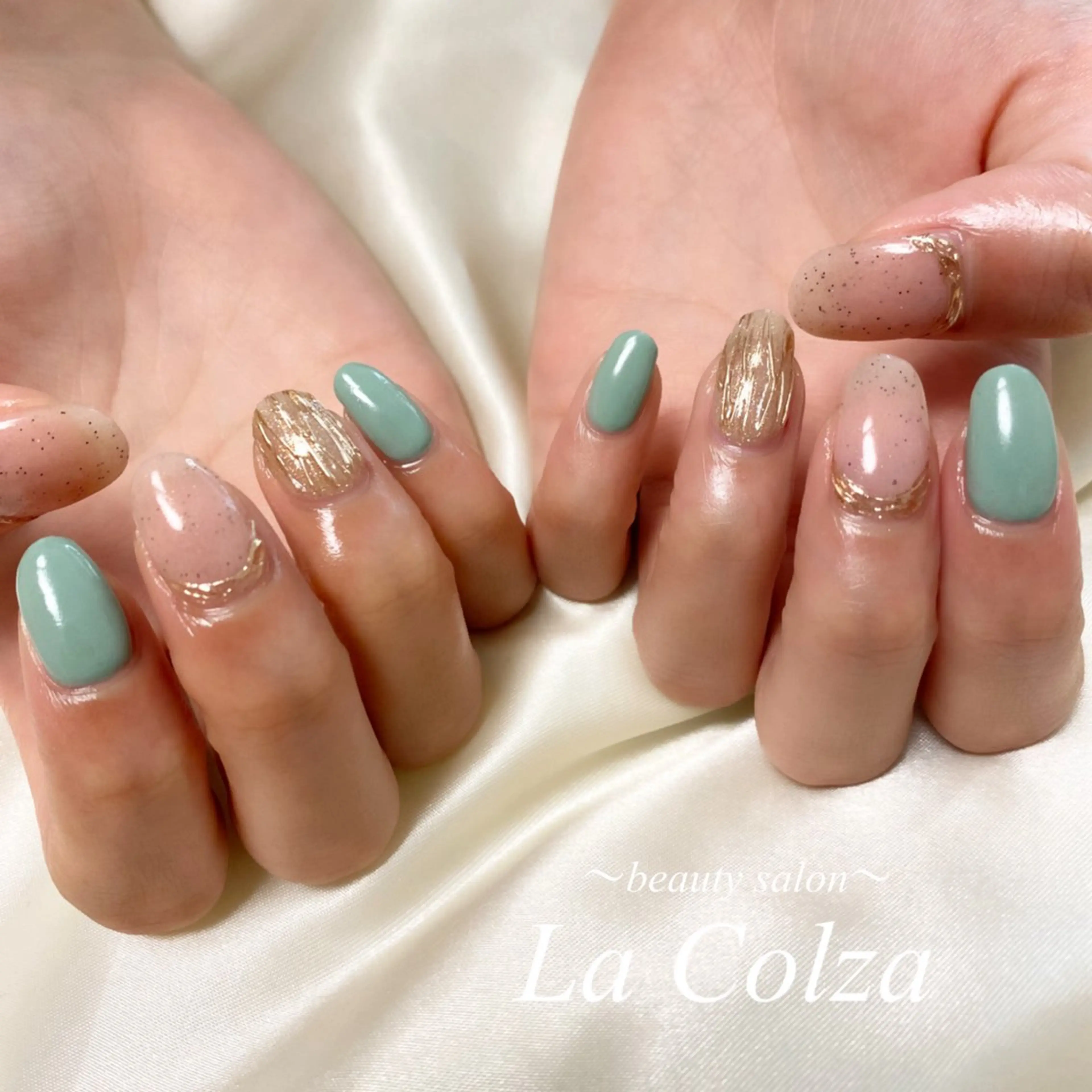 ネイル La Colzaのネイルデザイン