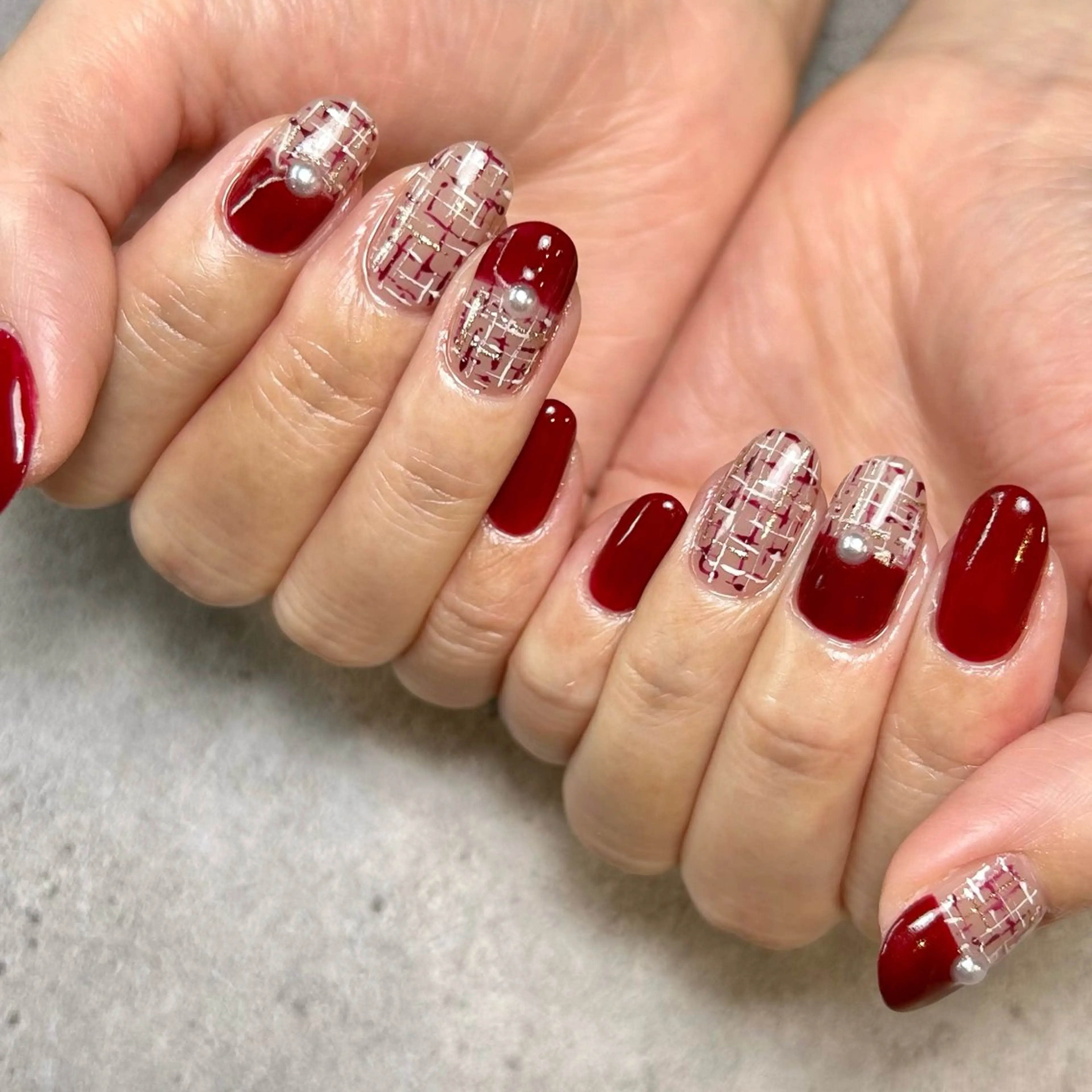 ネイル 持ち込み 赤色 ハンドネイル Reflection marikoのネイルデザイン