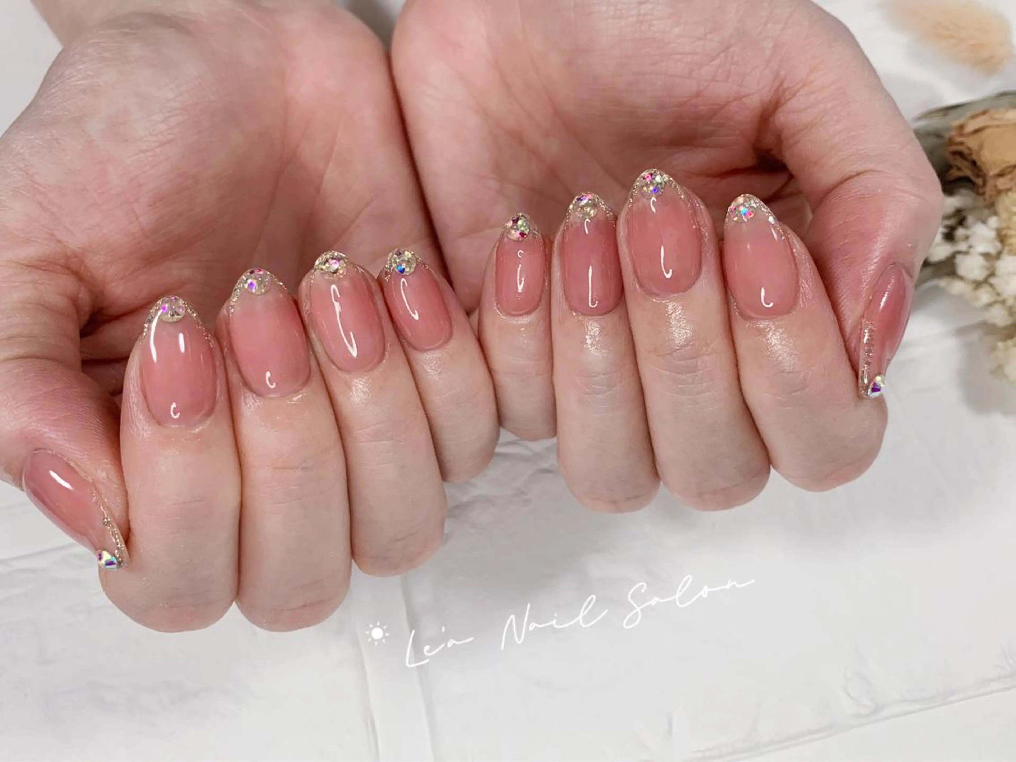 ショート カラー ネイル Le’a NailSalonのネイルデザイン
