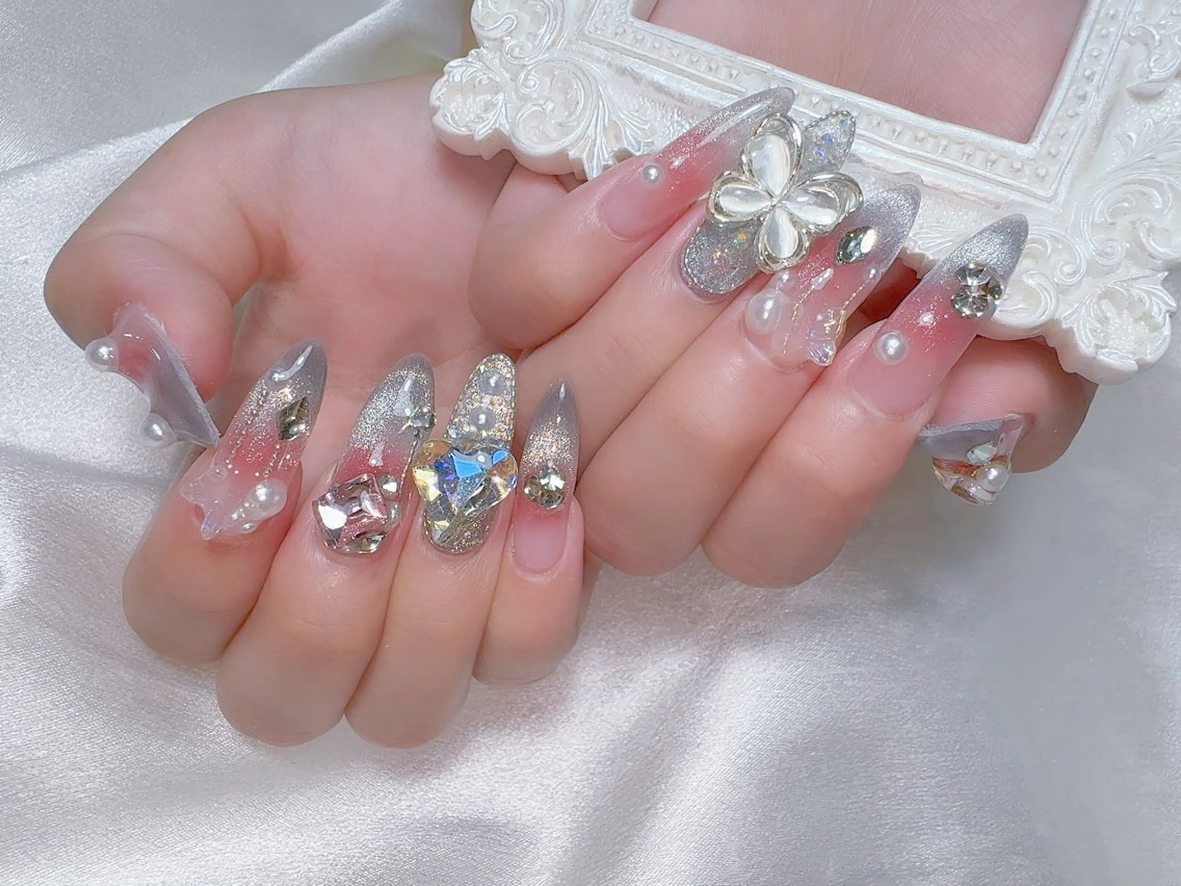 ネイル ハンドネイル ネイルサロン ルミア Lumia 店長のネイルデザイン