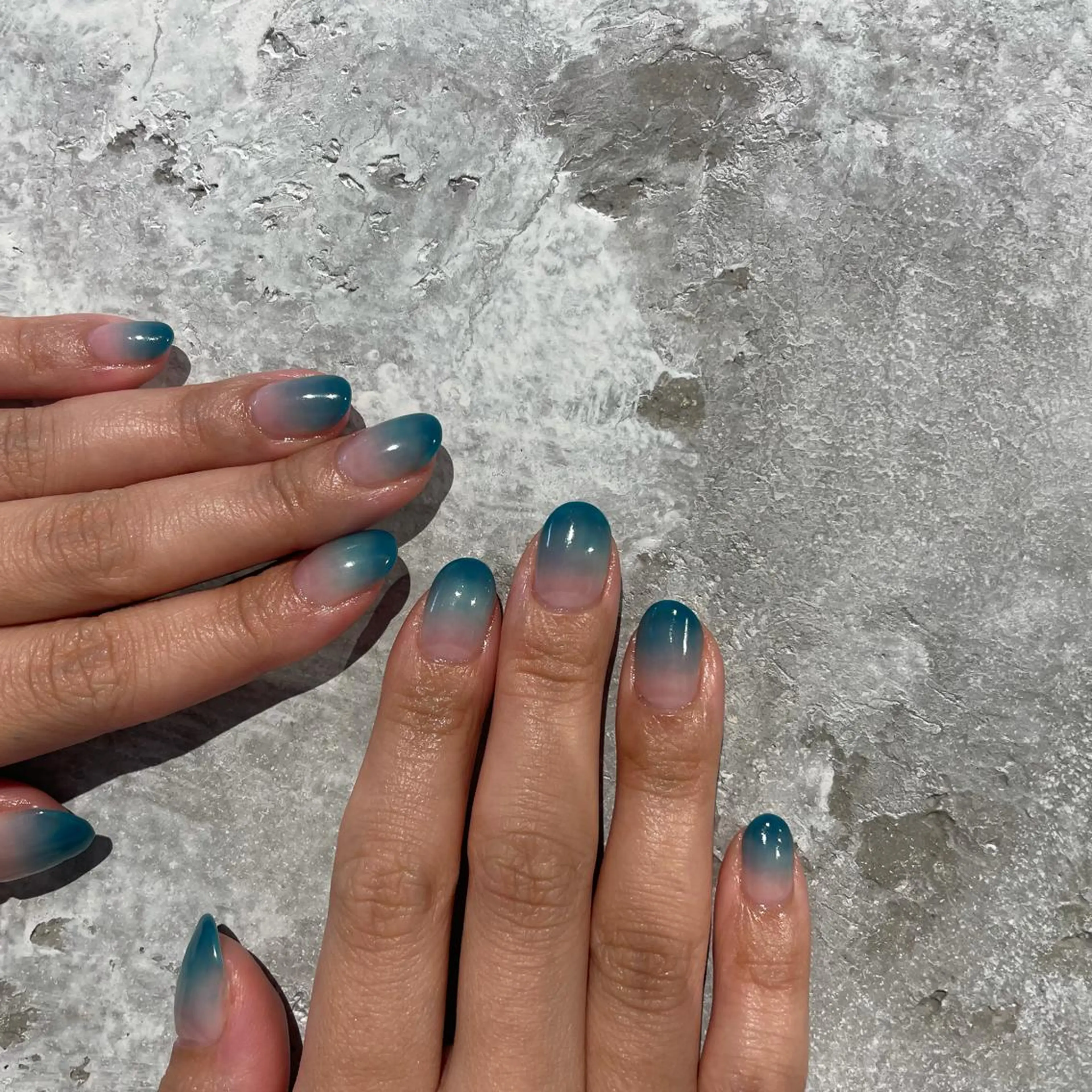 ネイル グラデーション ネイビー Classy: Mizukiのネイルデザイン