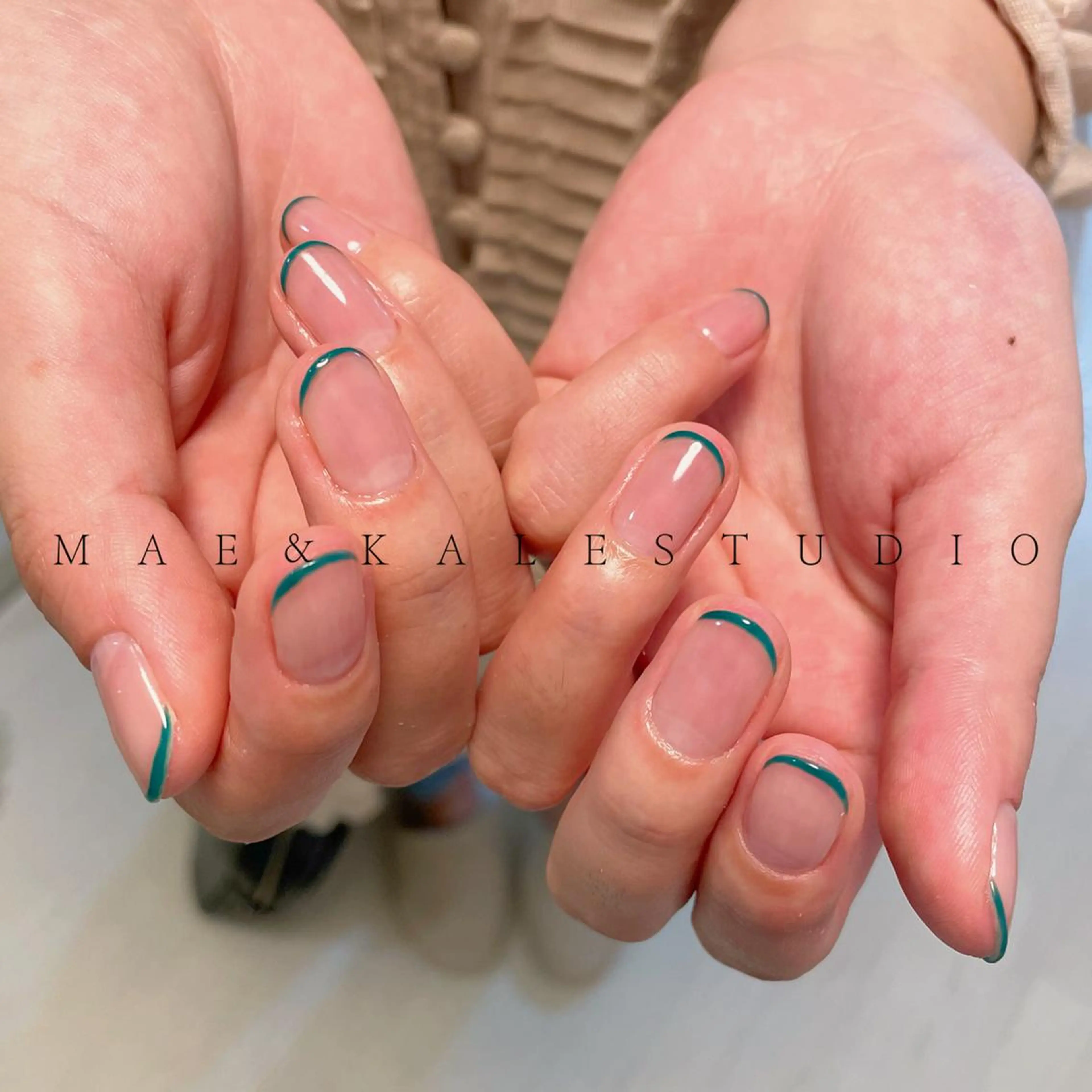 ネイル フレンチネイル グリーン MAE&KALE STUDIOのマツエク・マツパデザイン