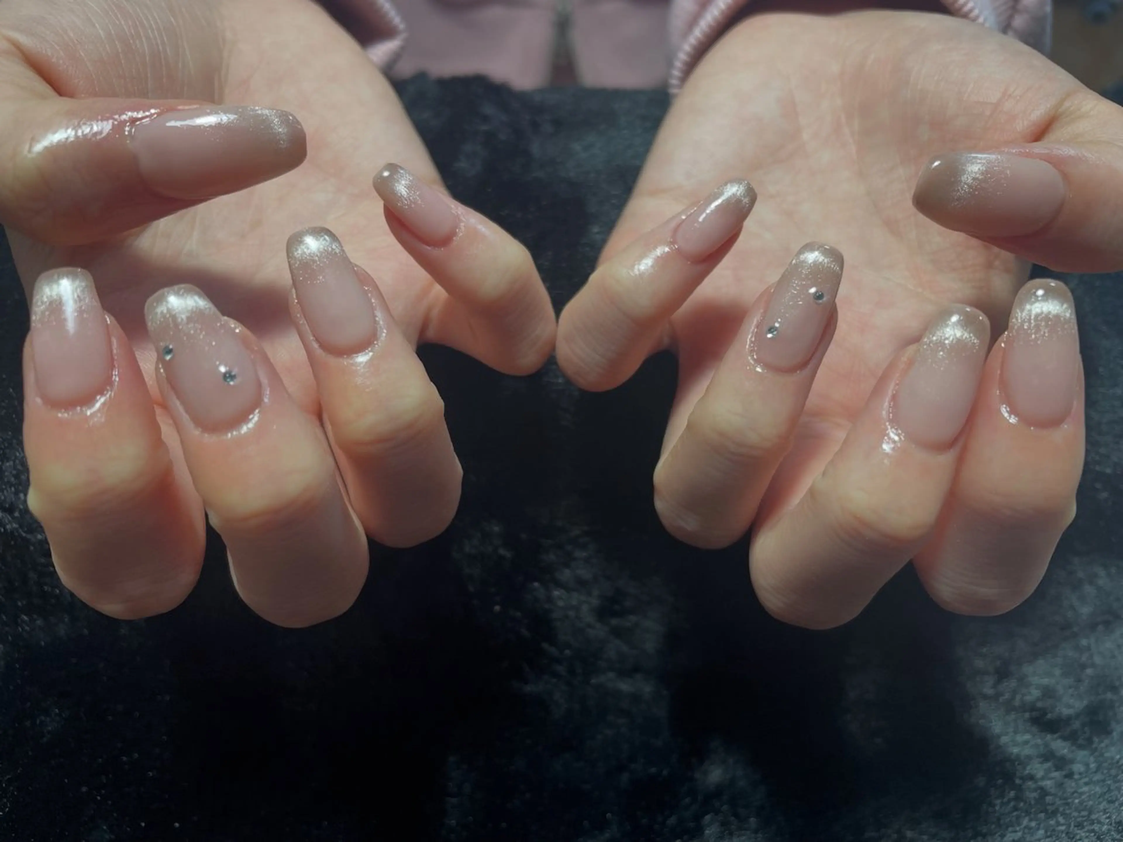 ネイル フレンチネイル マグネットネイル マグネットフレンチ ゆ きのネイルデザイン