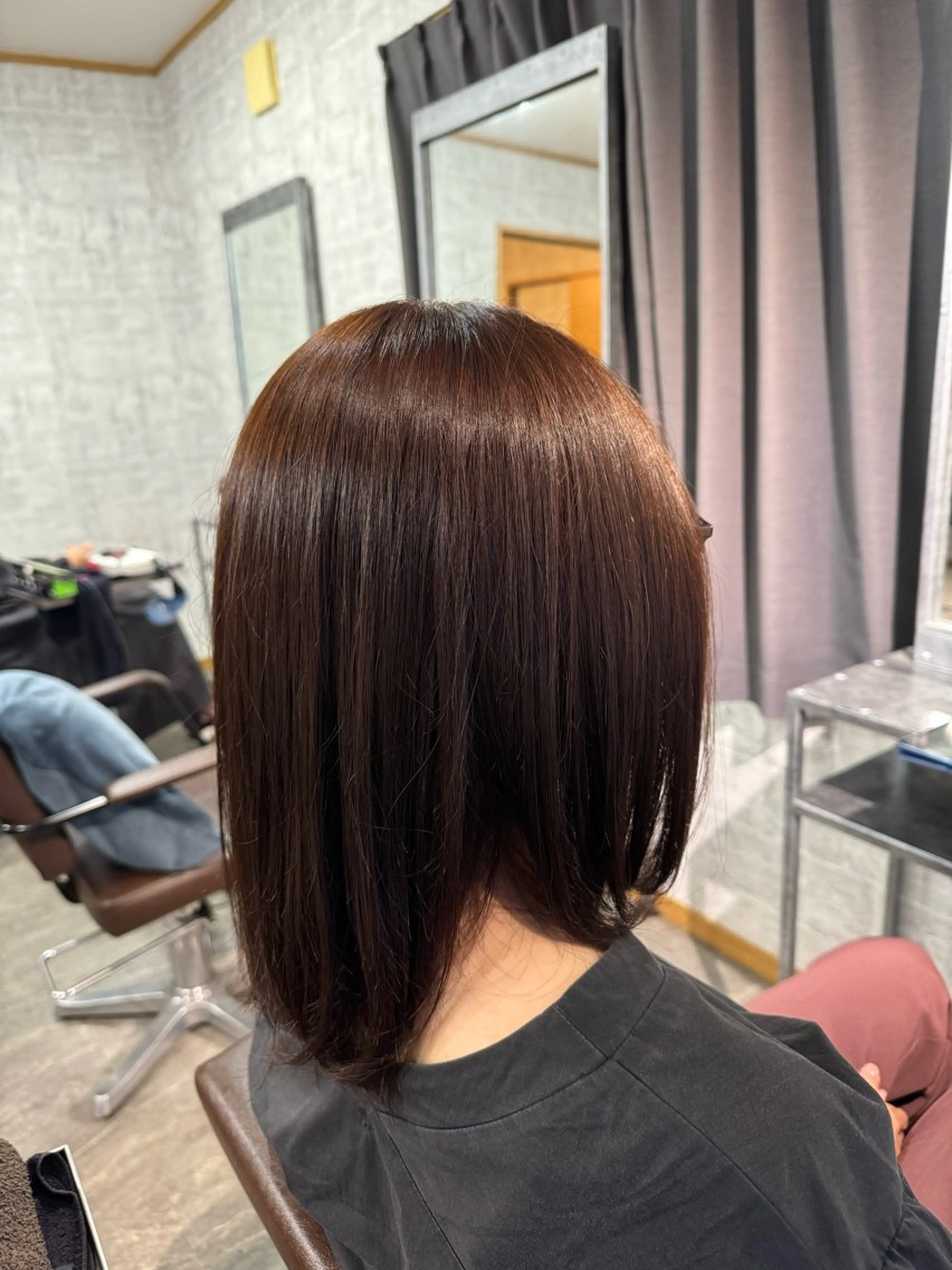 セミロング カラー オレンジ 月館 怜奈のヘアスタイル