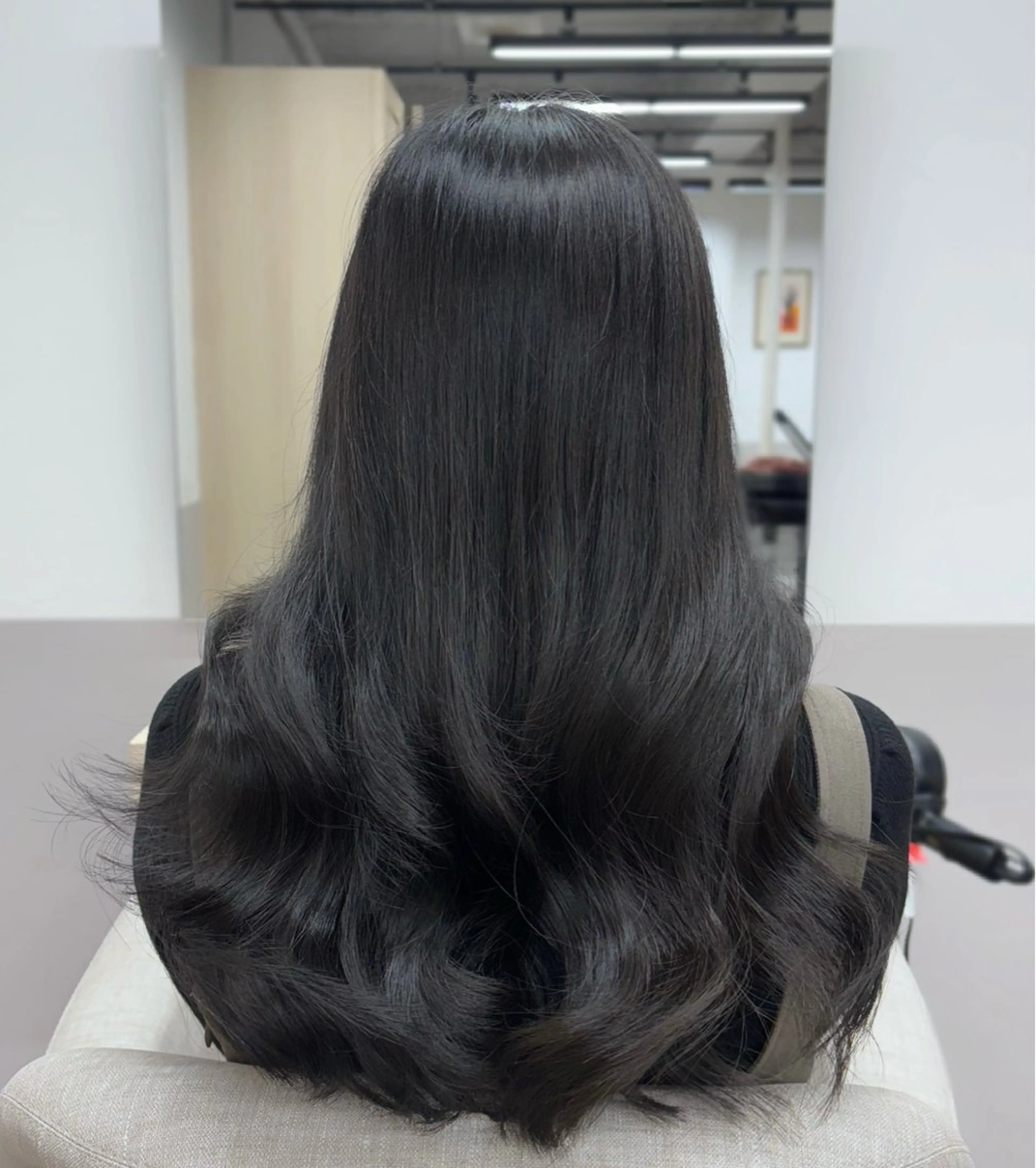 セミロング レイヤーカット 産休中🎀 しょうこLuanaのヘアスタイル