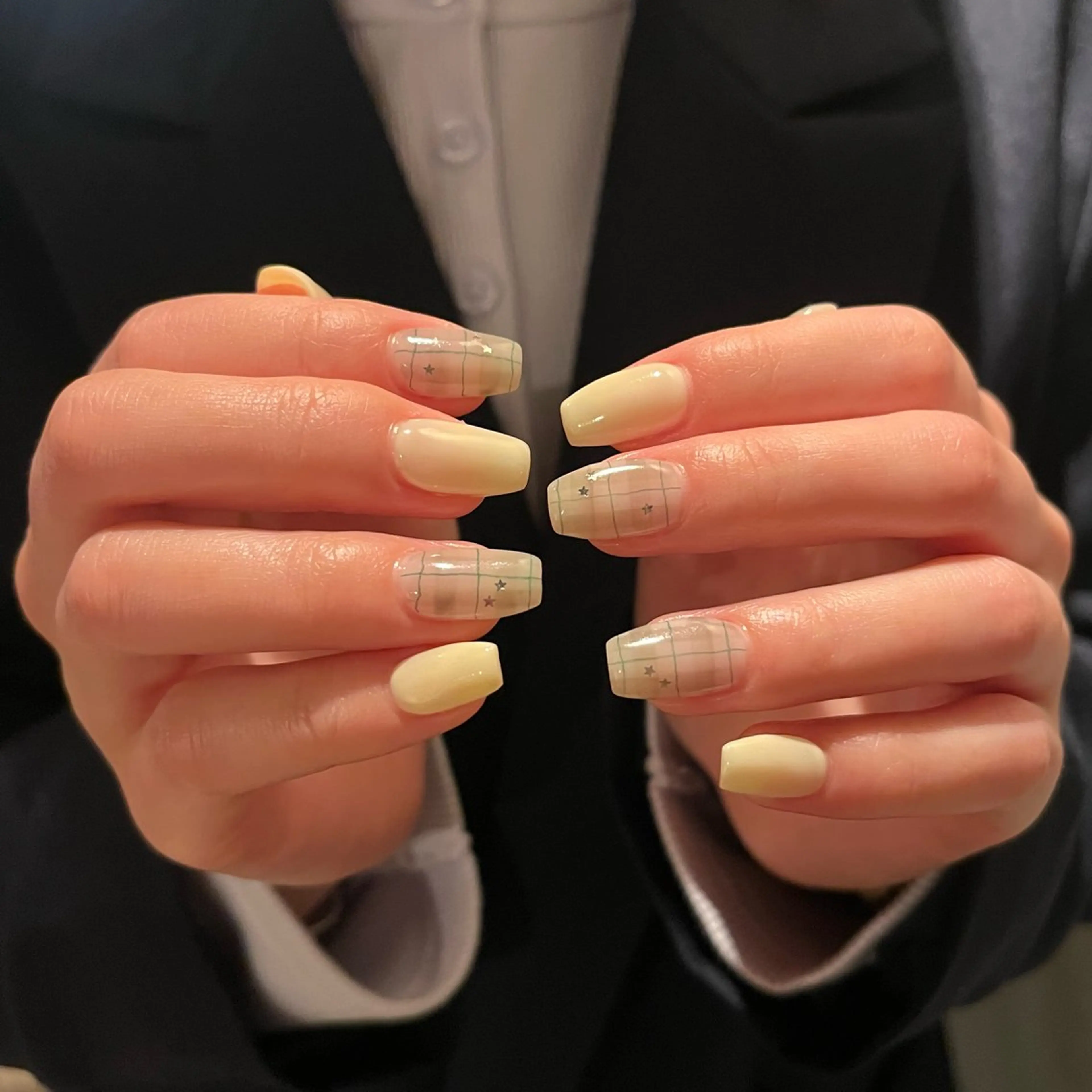 ネイル ハンドネイル フットネイル neroria nailのネイルデザイン