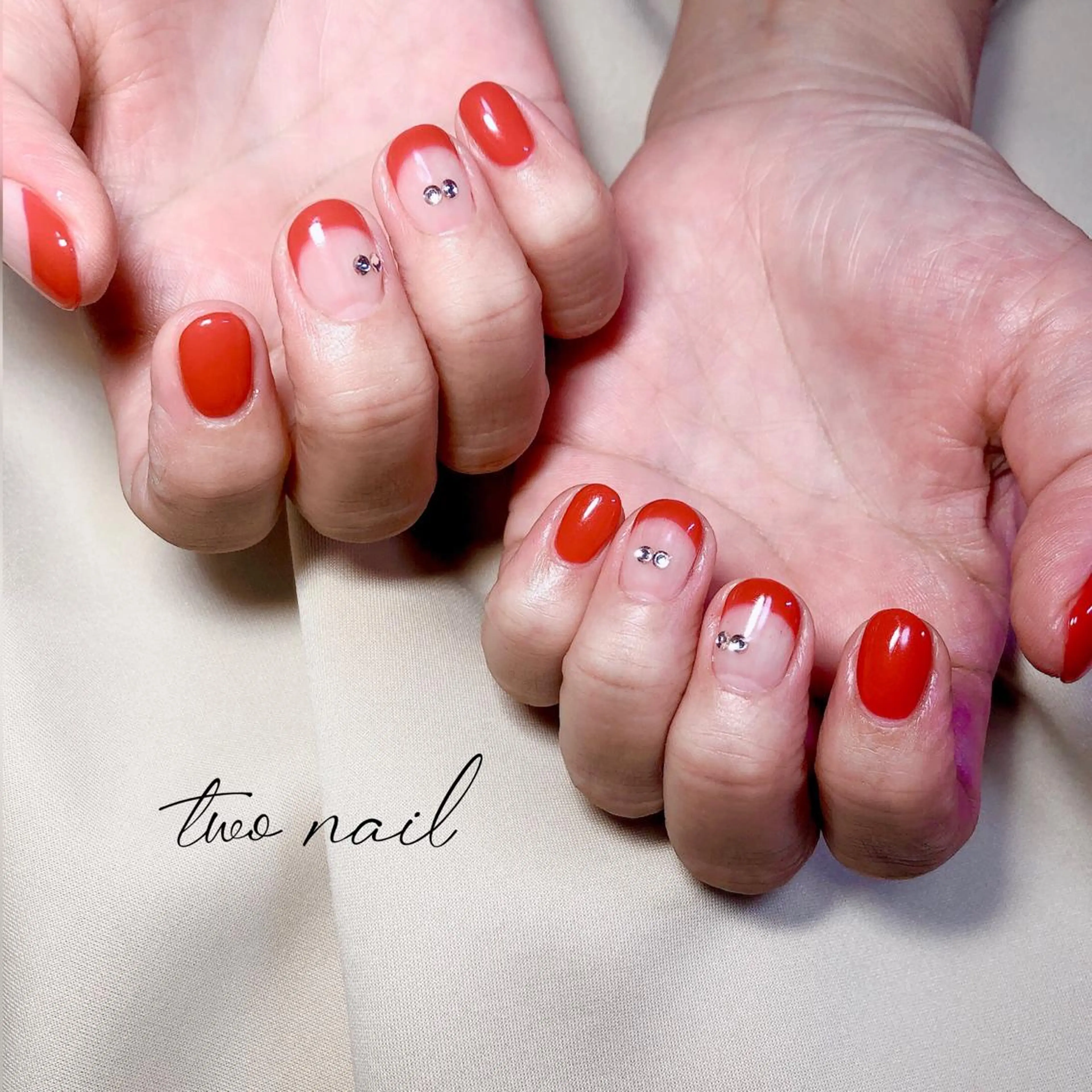 ネイル アートネイル フットネイル ハート ニュアンスネイル ホワイト two nailのネイルデザイン