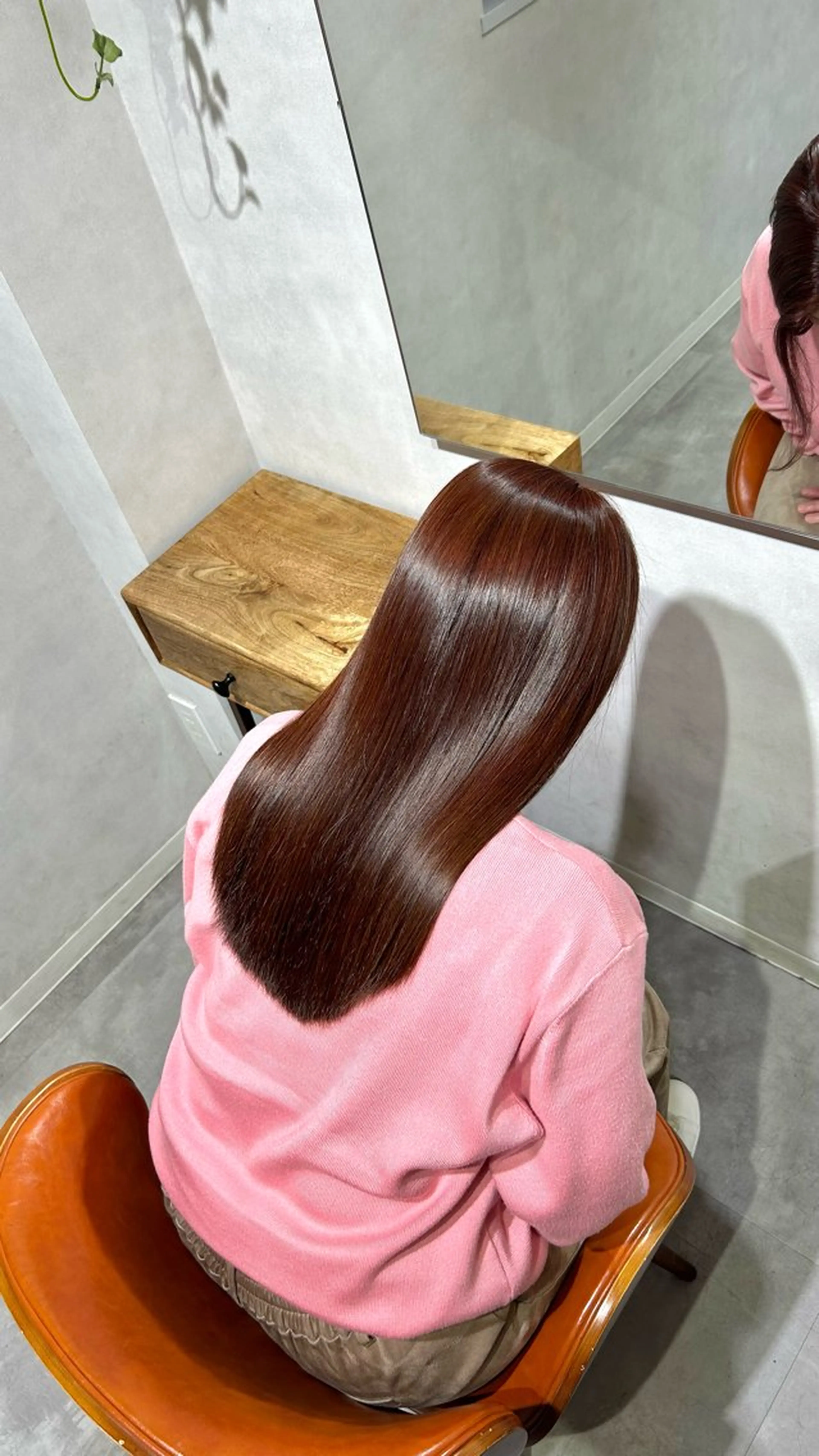 セミロング 寺下 璃桜のヘアスタイル