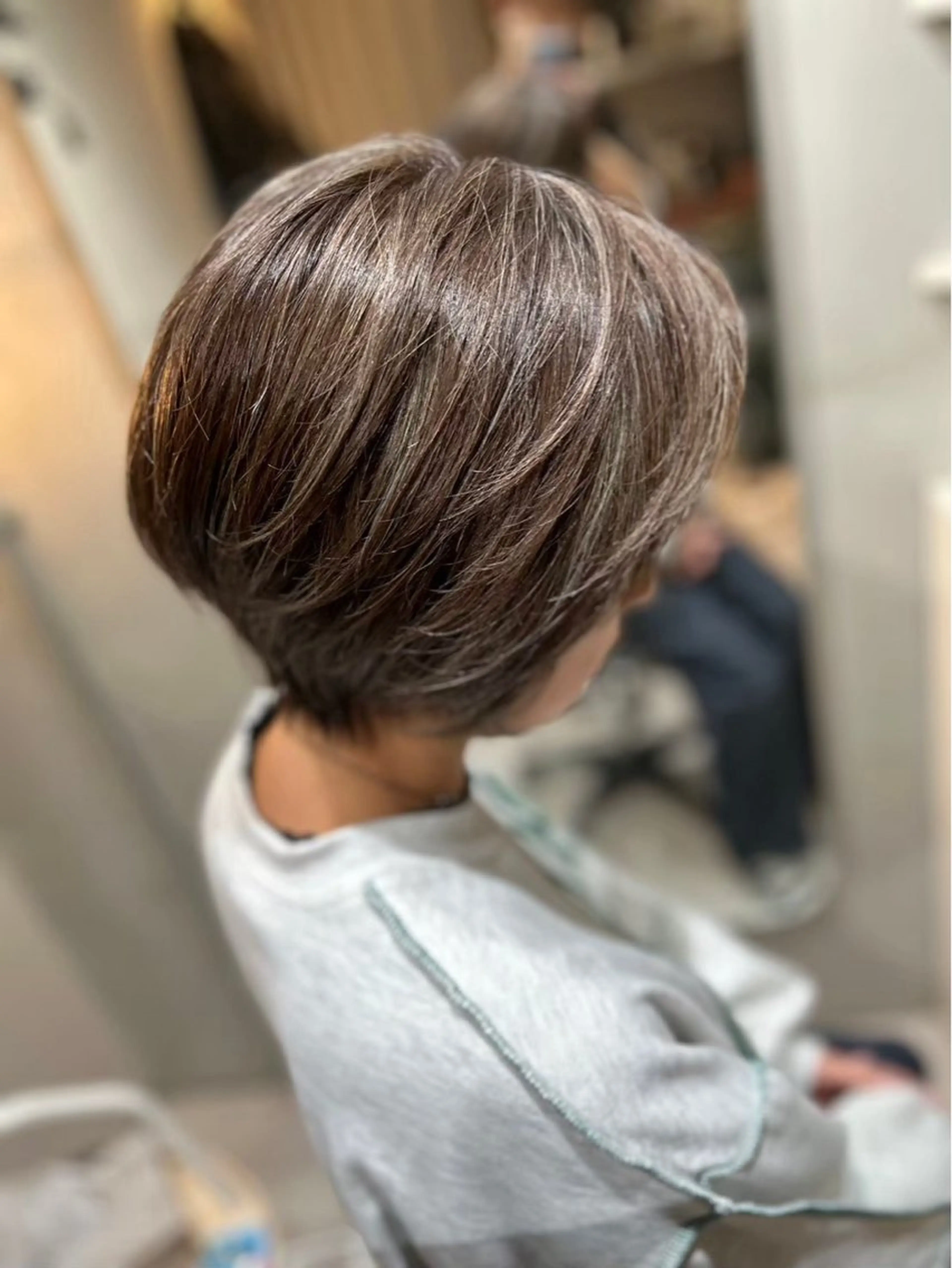 ショート カラー ヘアカラー トリートメント 脱白髪染め❕白髪 ぼかし特化🌟ヨコタのヘアスタイル