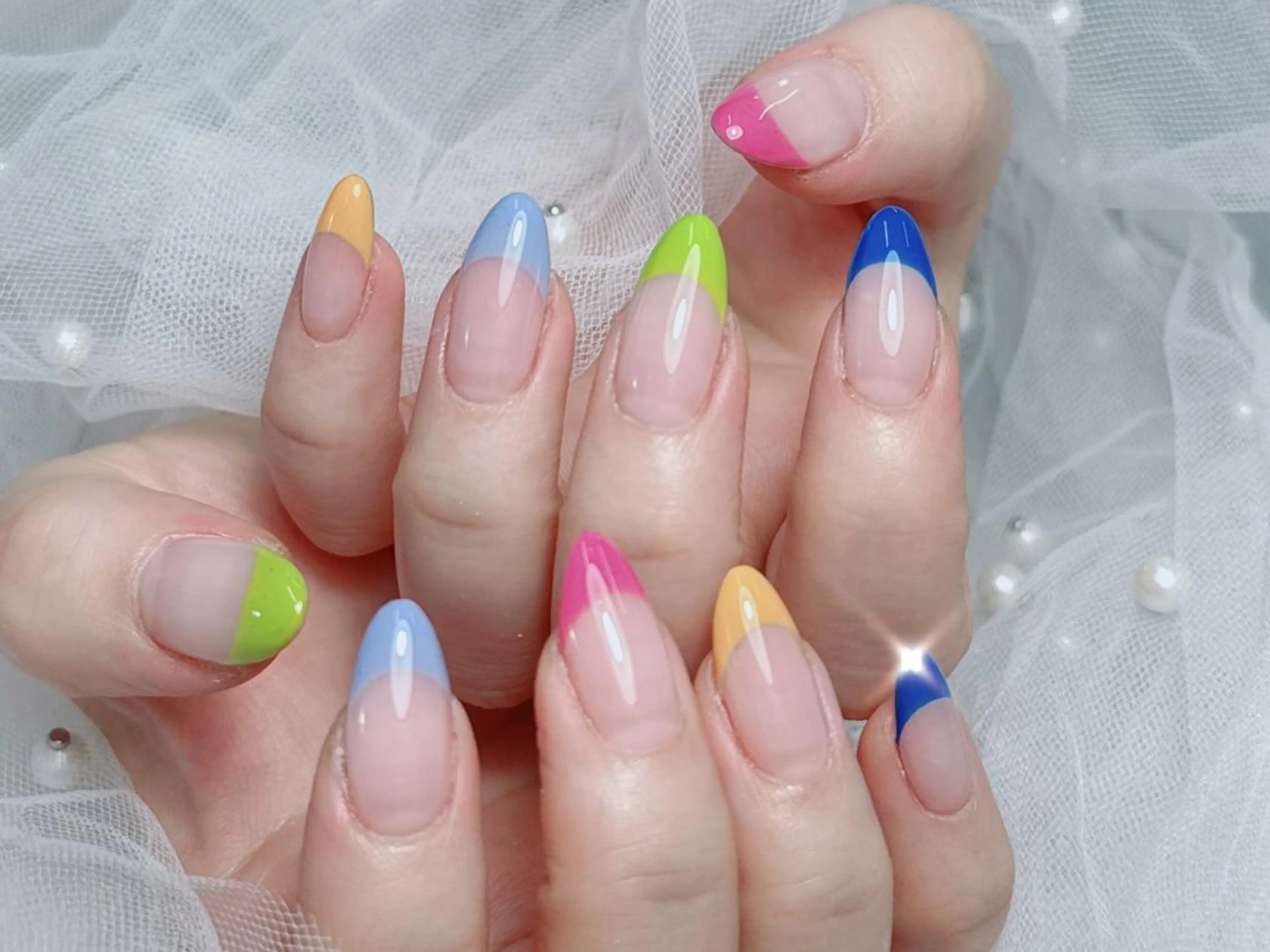 ネイル オーロラネイル チークネイル 長さ出し フットネイル フレンチネイル ハンドネイル Kitty Nail salonのネイルデザイン