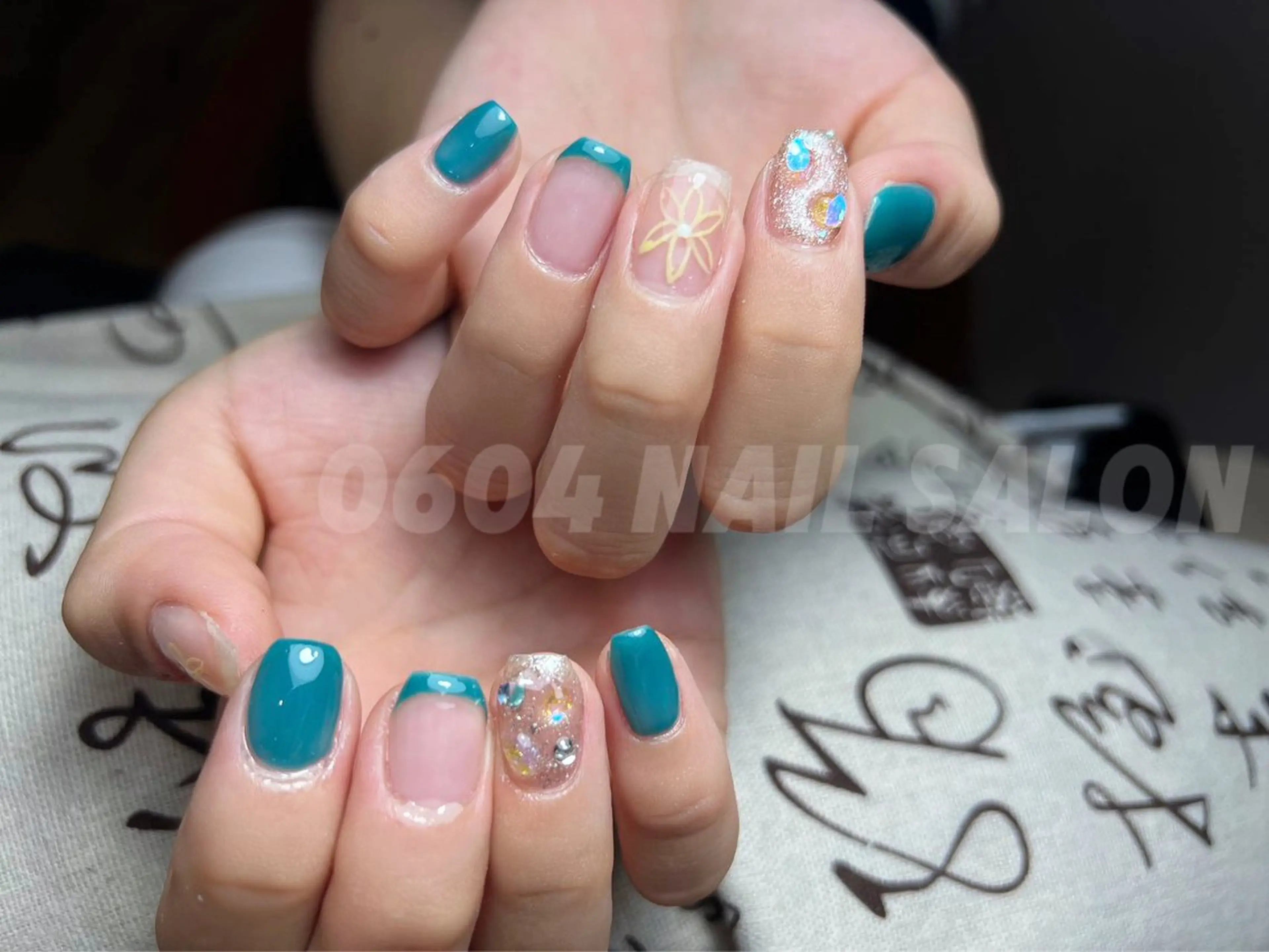 ネイル ishiro 🍂のネイルデザイン