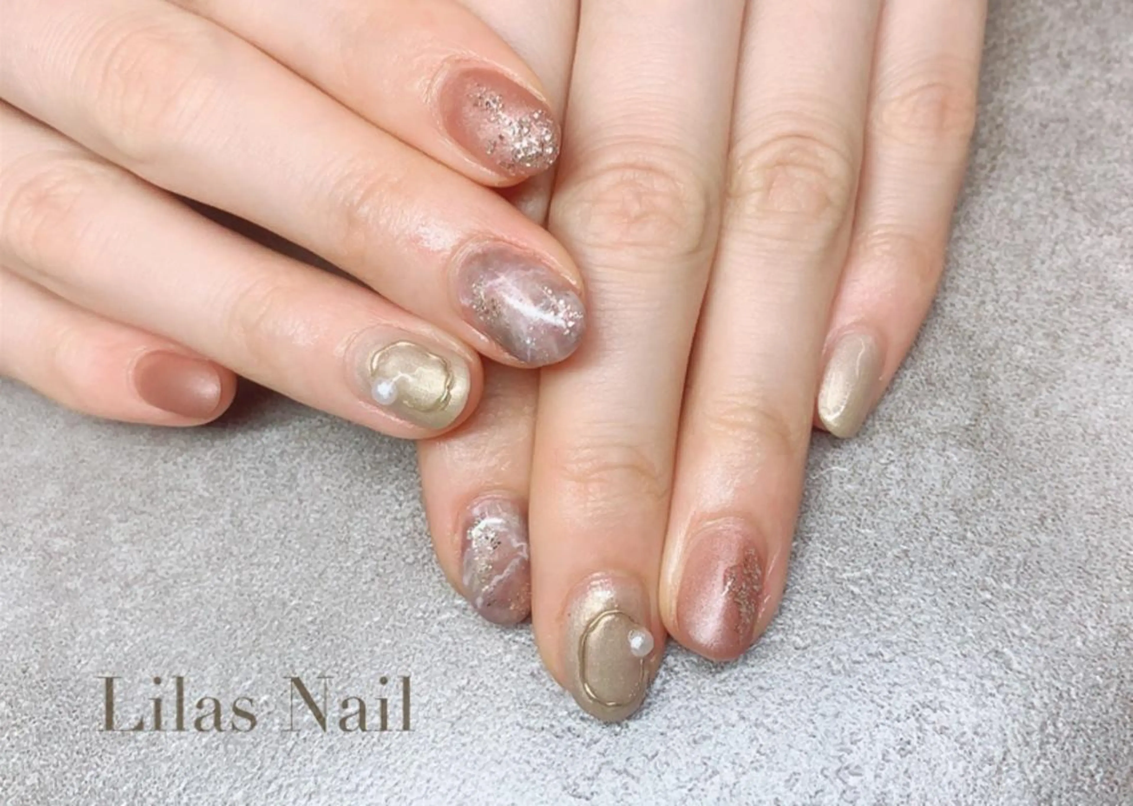 ネイル ハート ラメ(グリッター) 大理石ネイル(マーブル) マットネイル ニュアンスネイル Lilas Nailのネイルデザイン