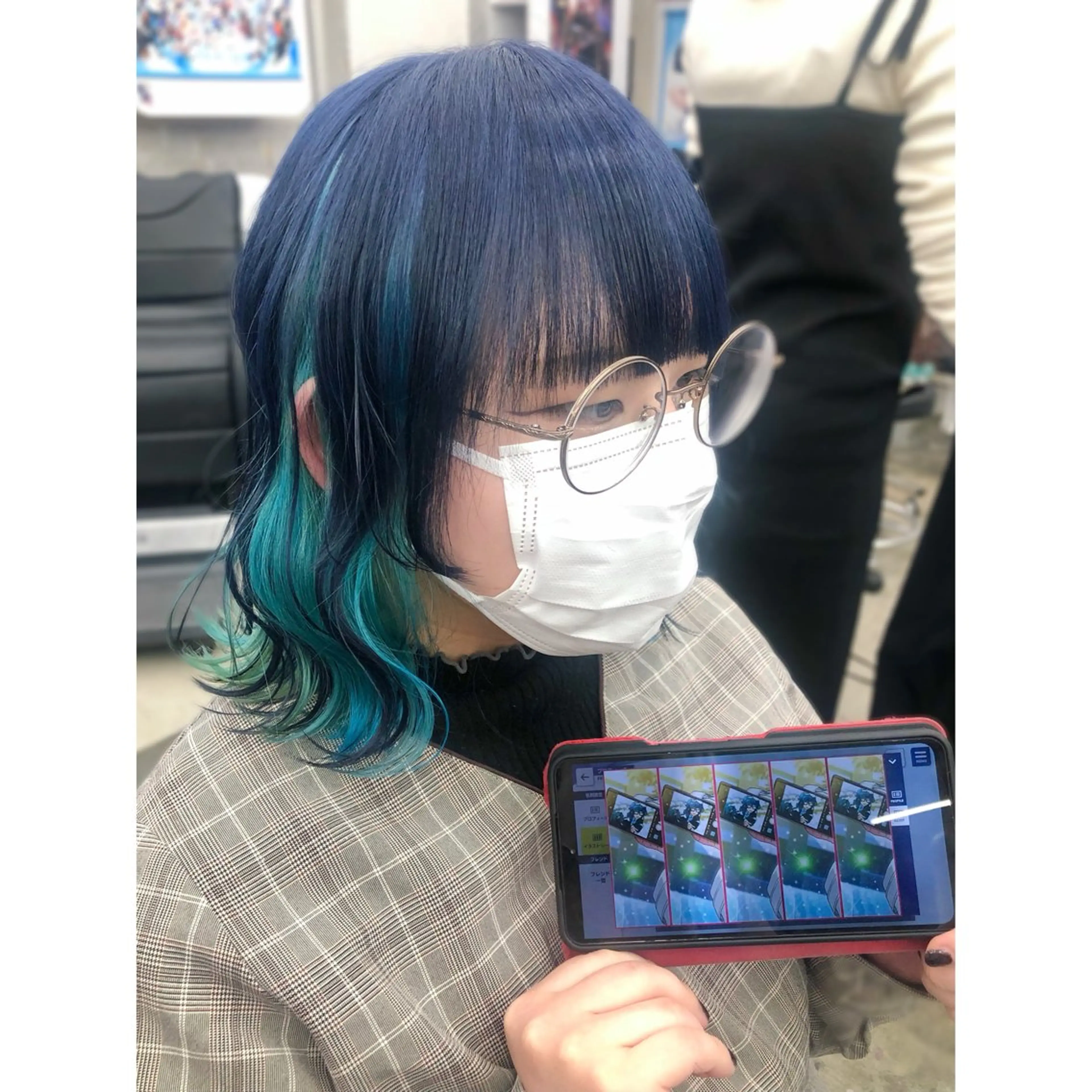 ミディアム カラー ブリーチ ブルーカラー ケアブリーチ デザインカラー ネイビーカラー 推しカラー✨ オタク美容師ユウカのヘアスタイル