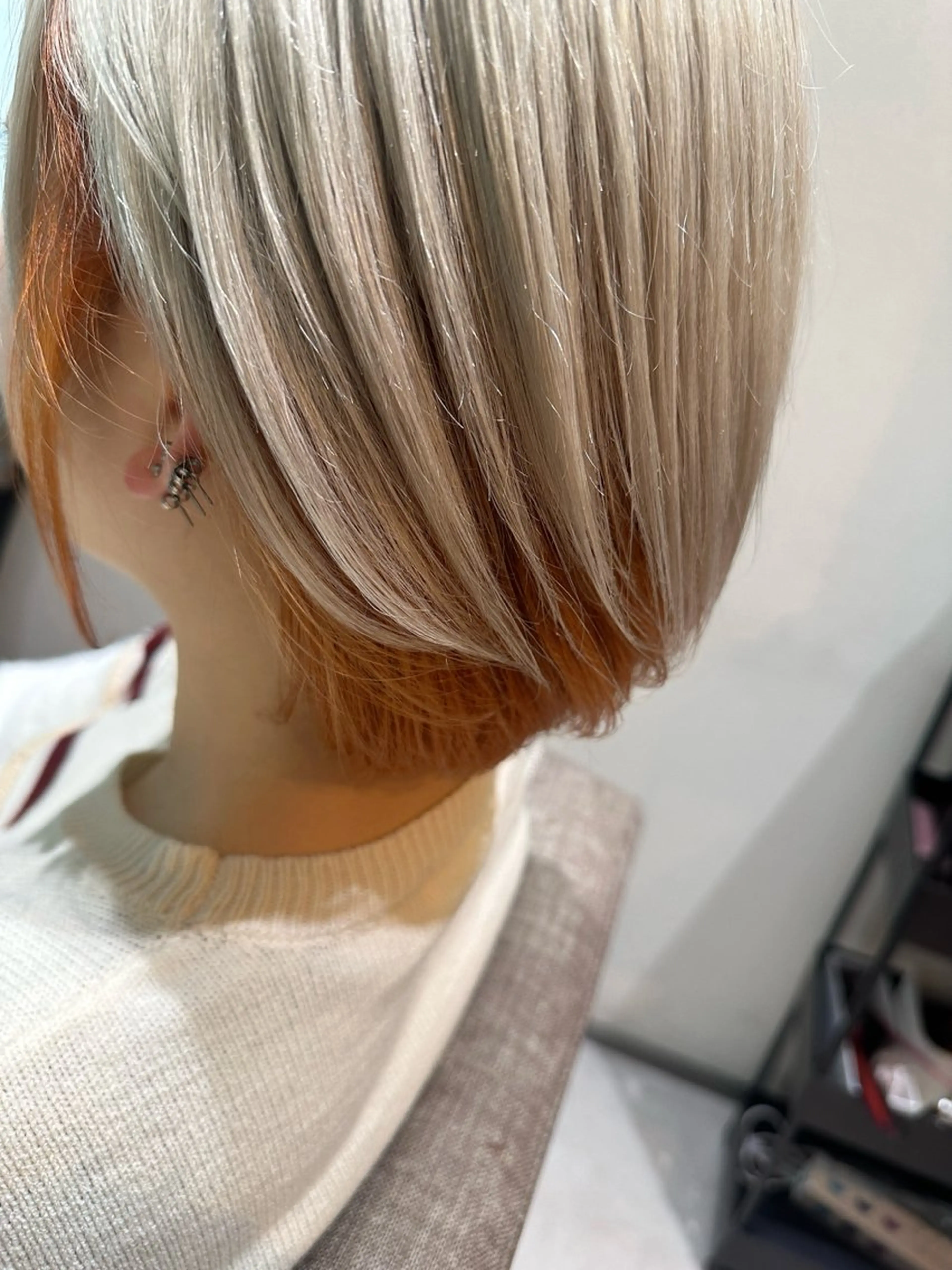 ショート カラー ヘアアレンジ ベージュカラー オレンジ ホワイトベージュ 🇰🇷韓国スタイル レイヤー/ayanaのヘアスタイル