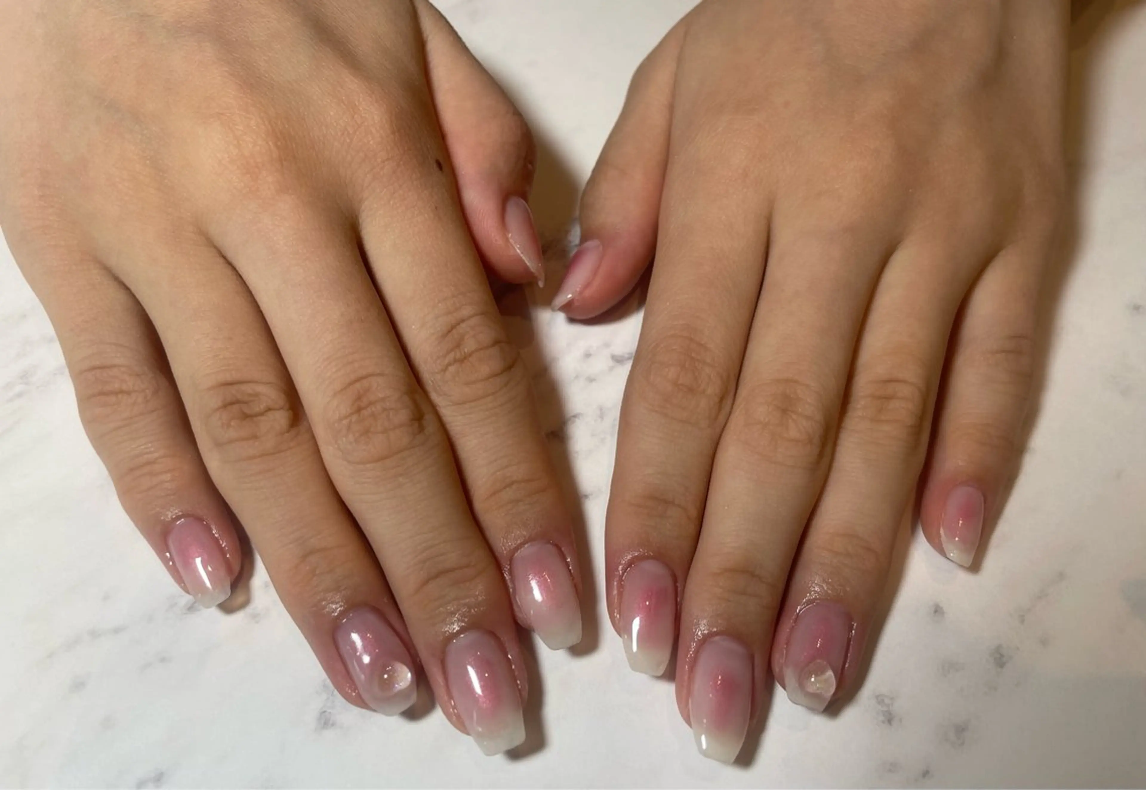 チークネイル💅クリアハート♡の写真