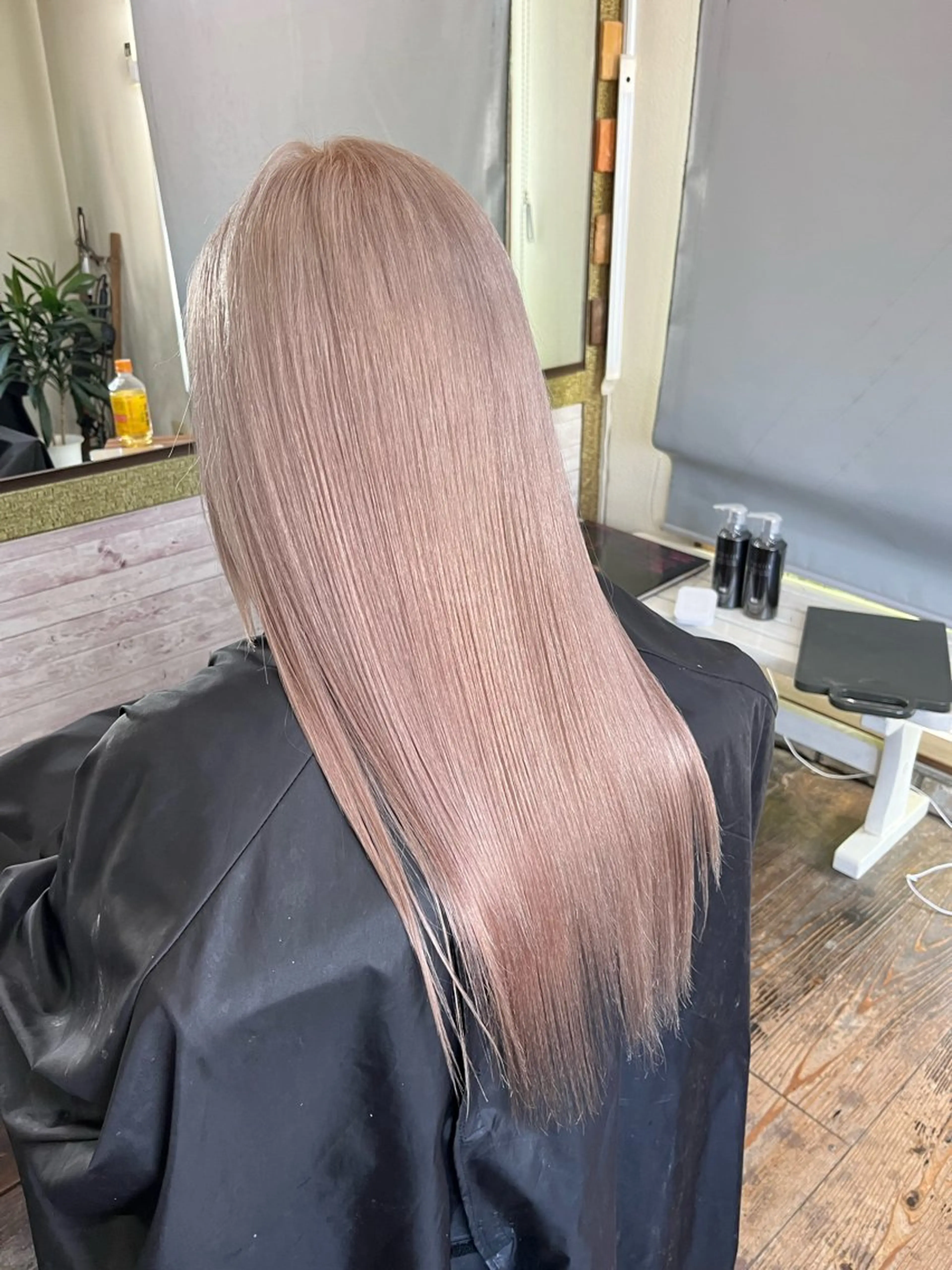 カラー ヘアカラー 渡辺 健太のヘアスタイル