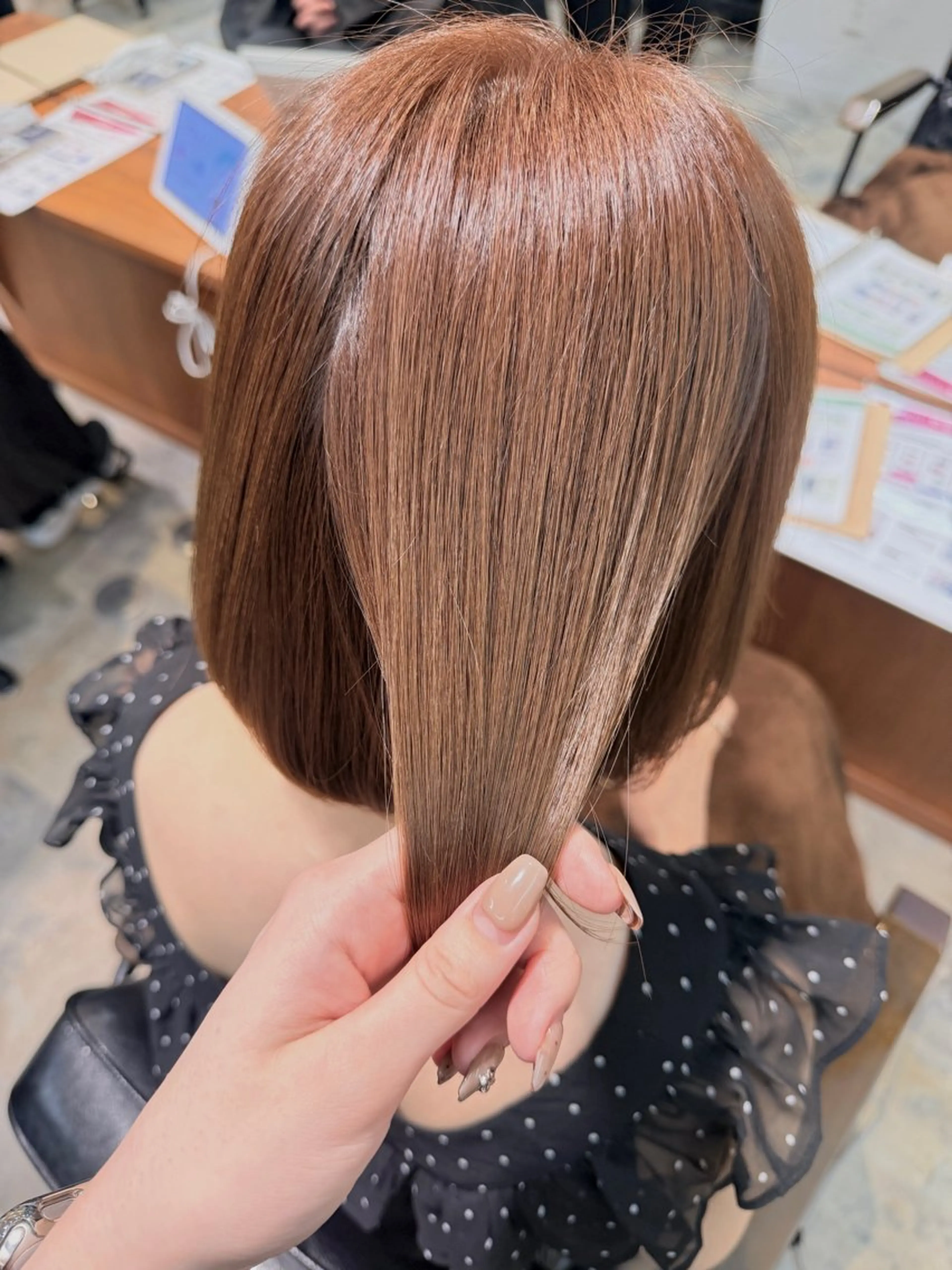 セミロング ヘアカラー 小堺 瑞姫のヘアスタイル