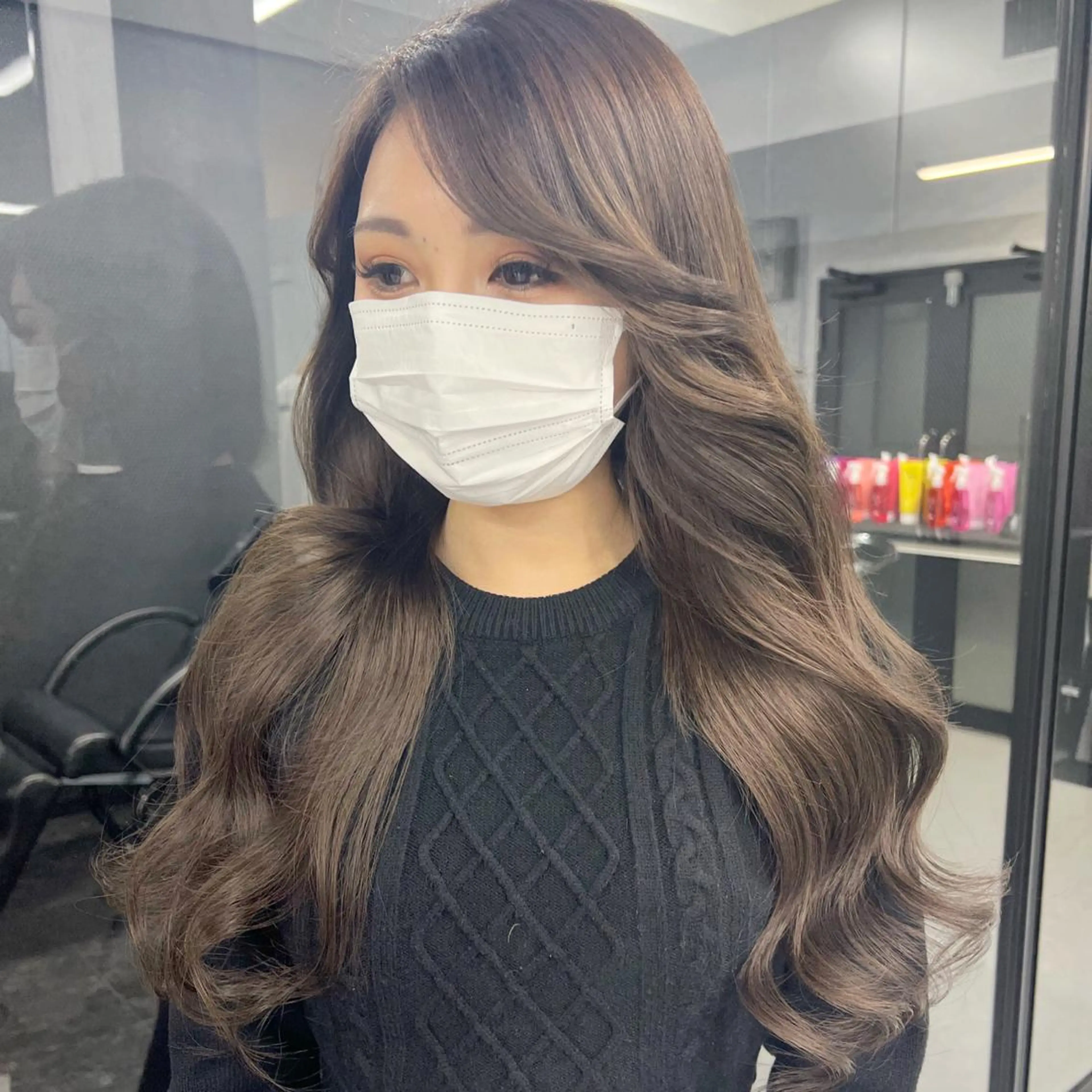 ロング カラー シールエクステ ハイトーンカラー エクステ エクステ シールエクステ特化 ハイトーン、NANAのヘアスタイル