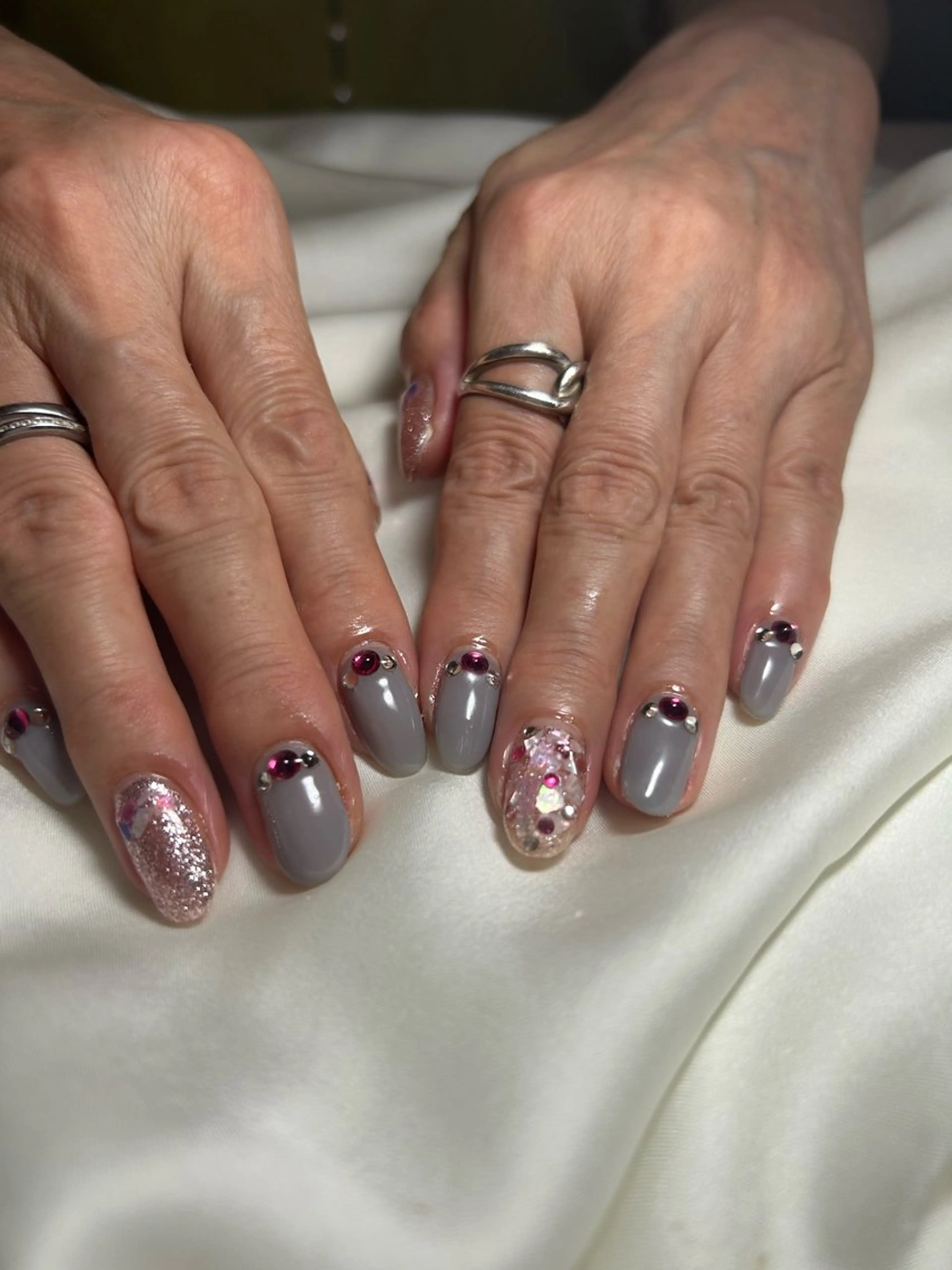 ネイル 金山 沙織のエステ・リラクイメージ