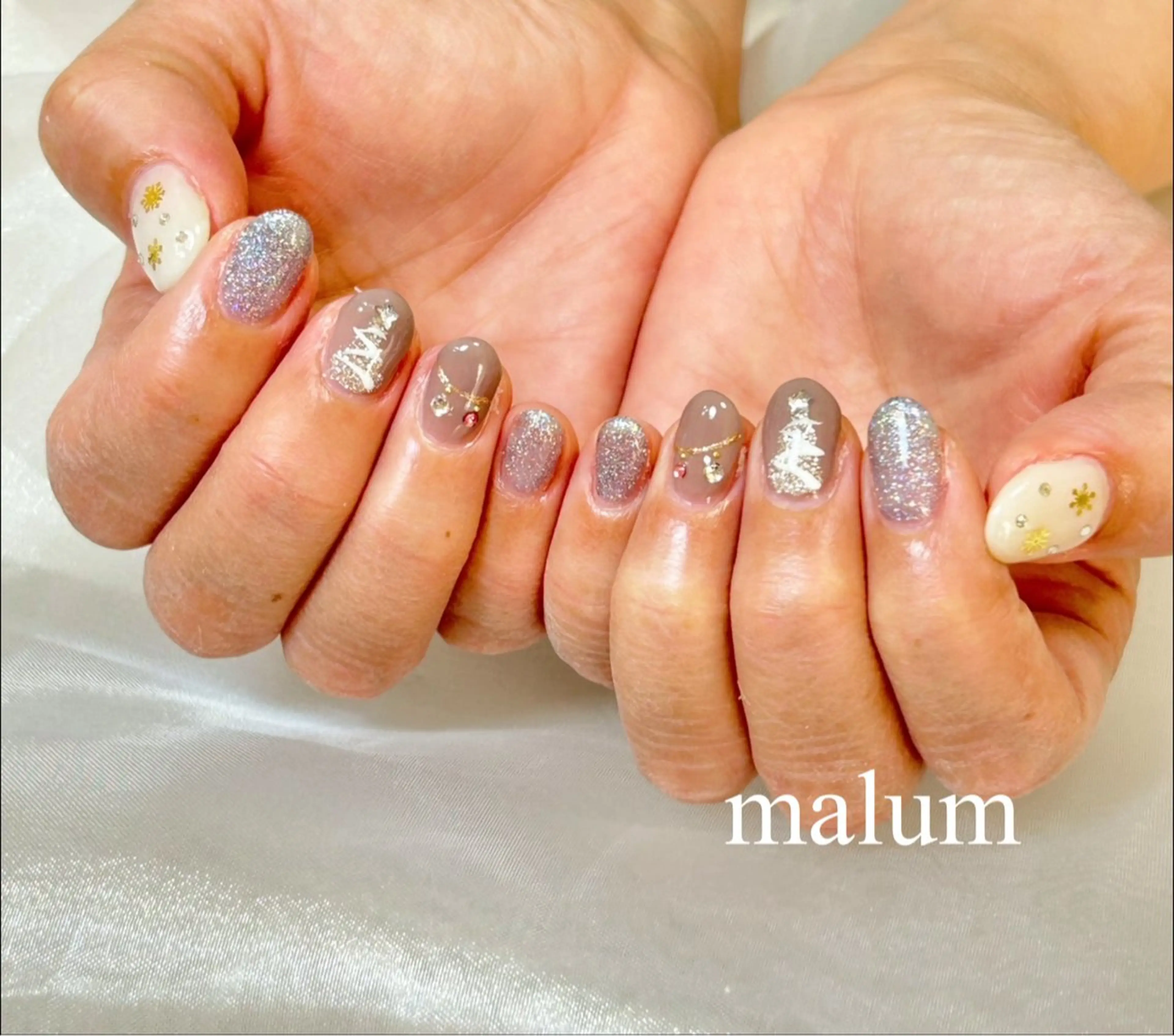 ネイル 冬ネイル クリスマス ハンドネイル malum nailのネイルデザイン
