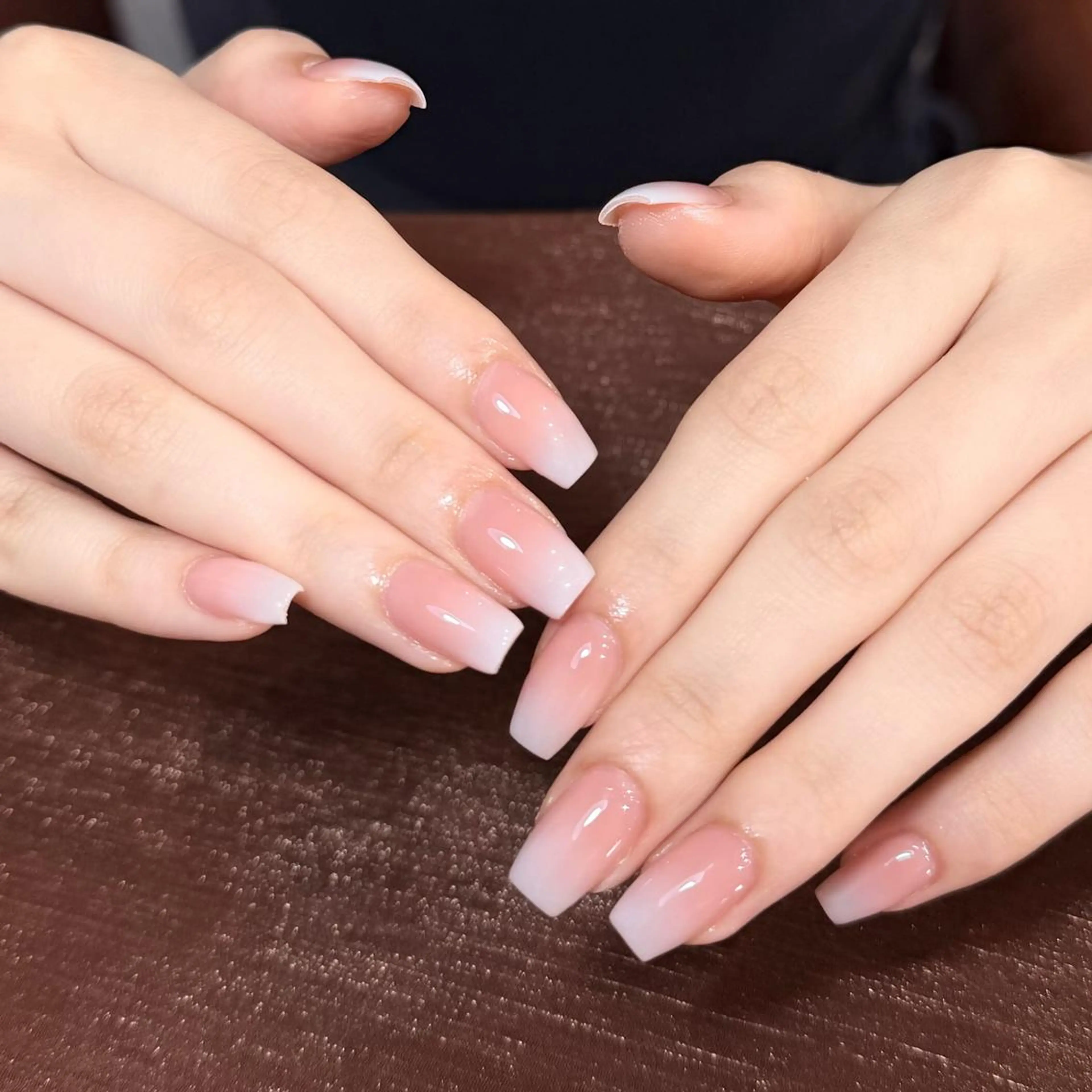 🎀初回ソフジェルオフ無料🎀【hand】カラーグラデーションの写真